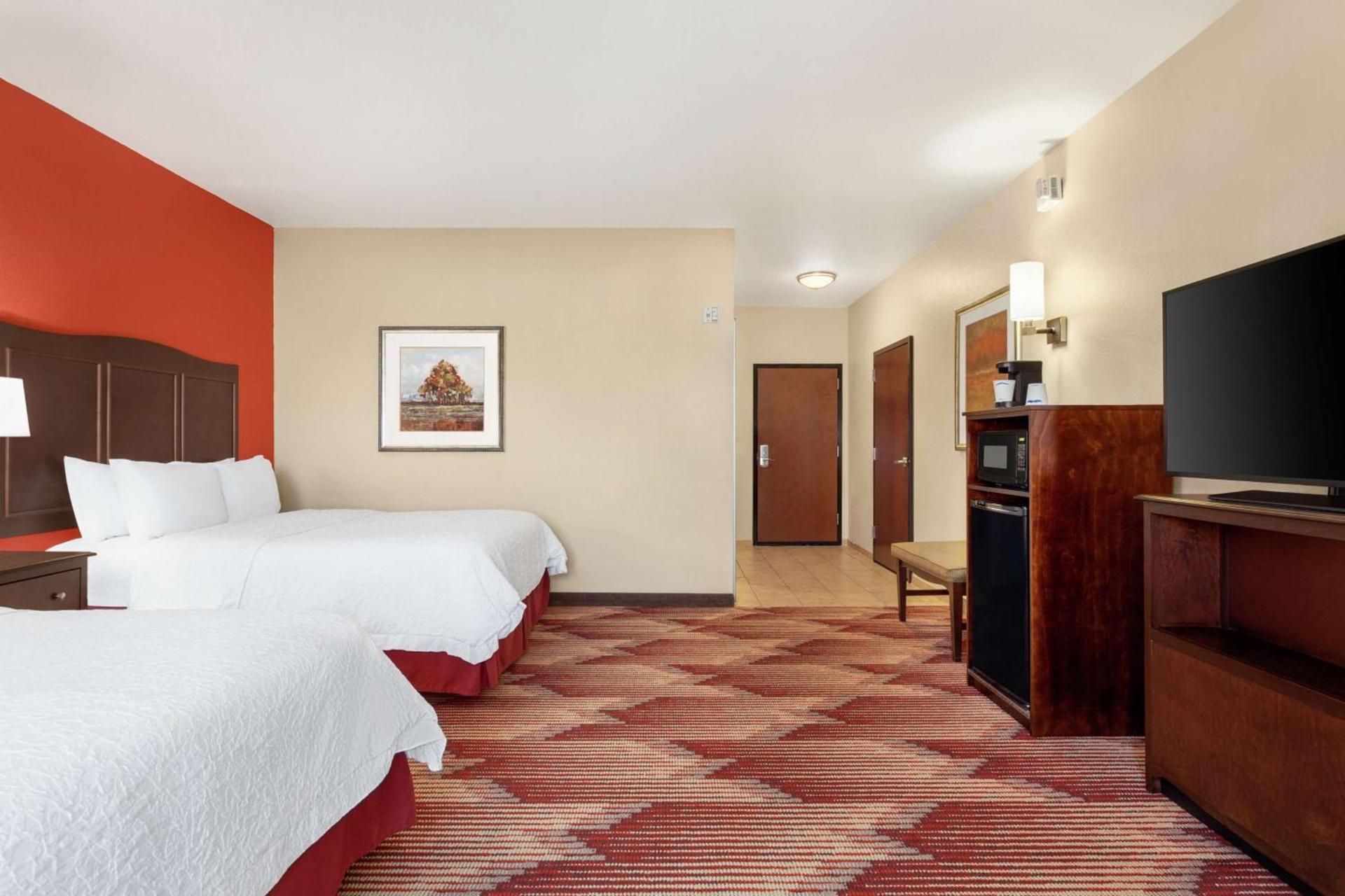 Hampton Inn Sulphur Springs photo 26