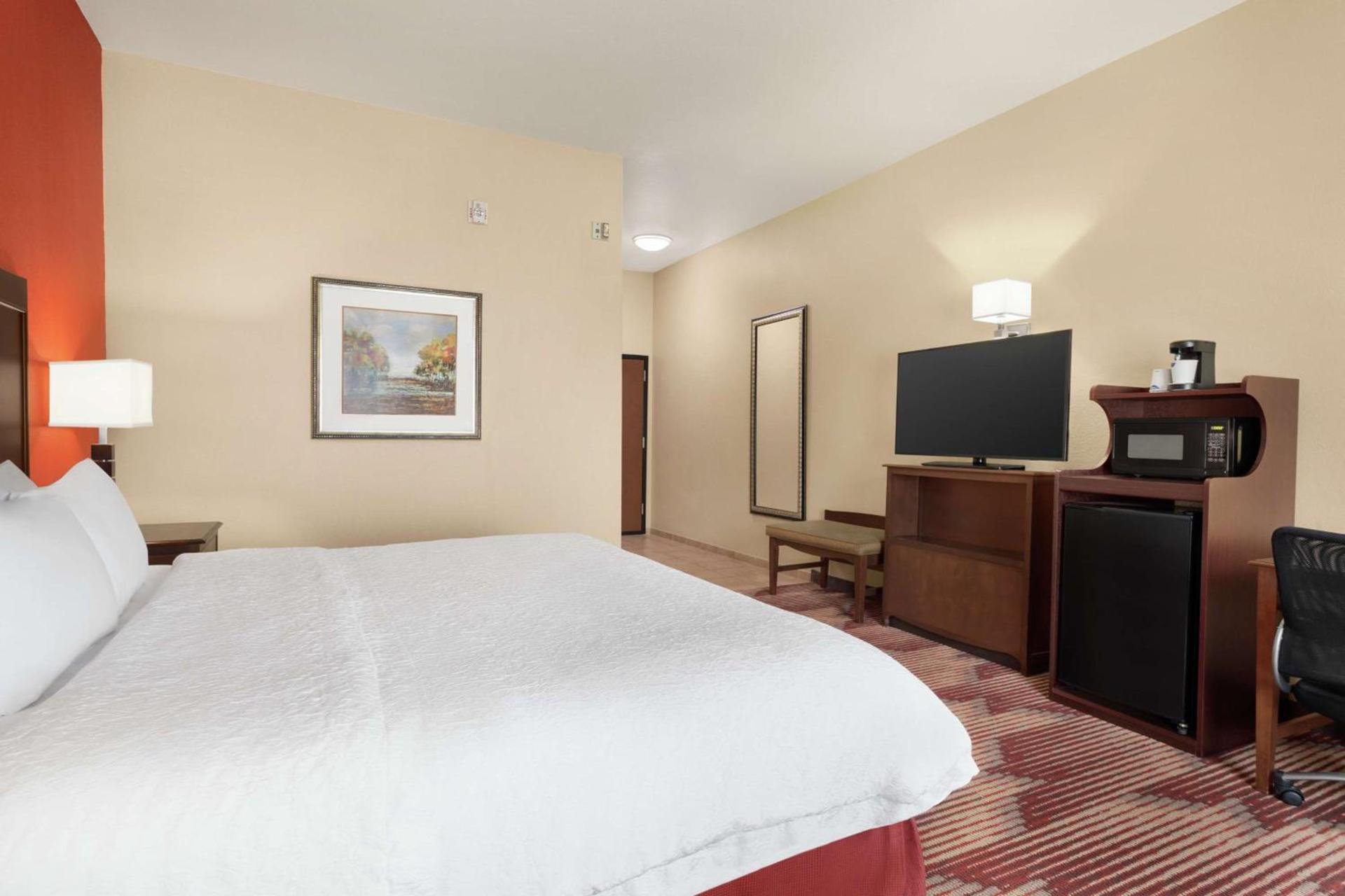 Hampton Inn Sulphur Springs photo 36