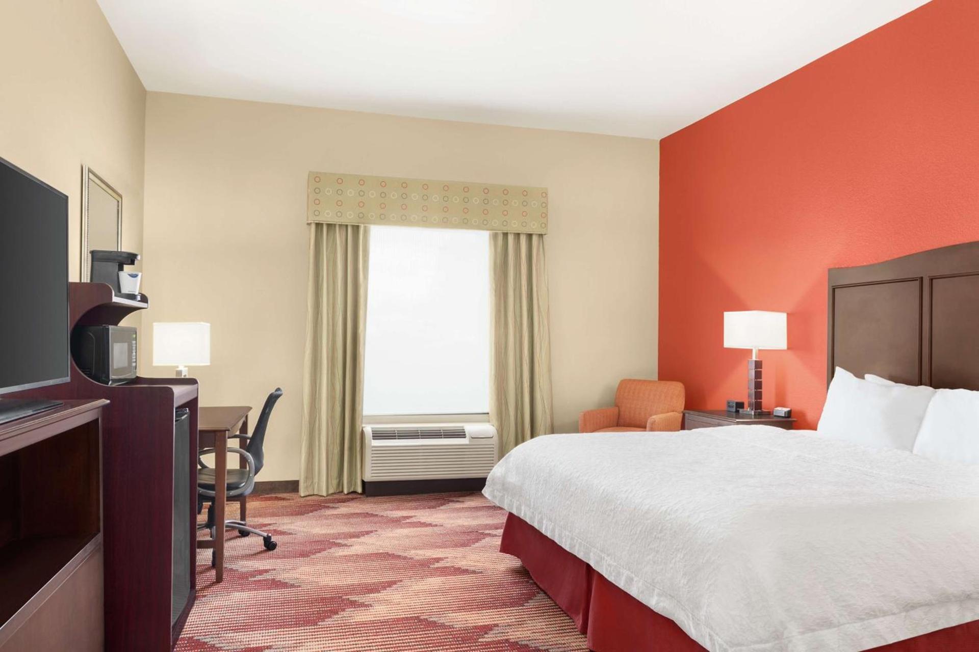 Hampton Inn Sulphur Springs photo 39