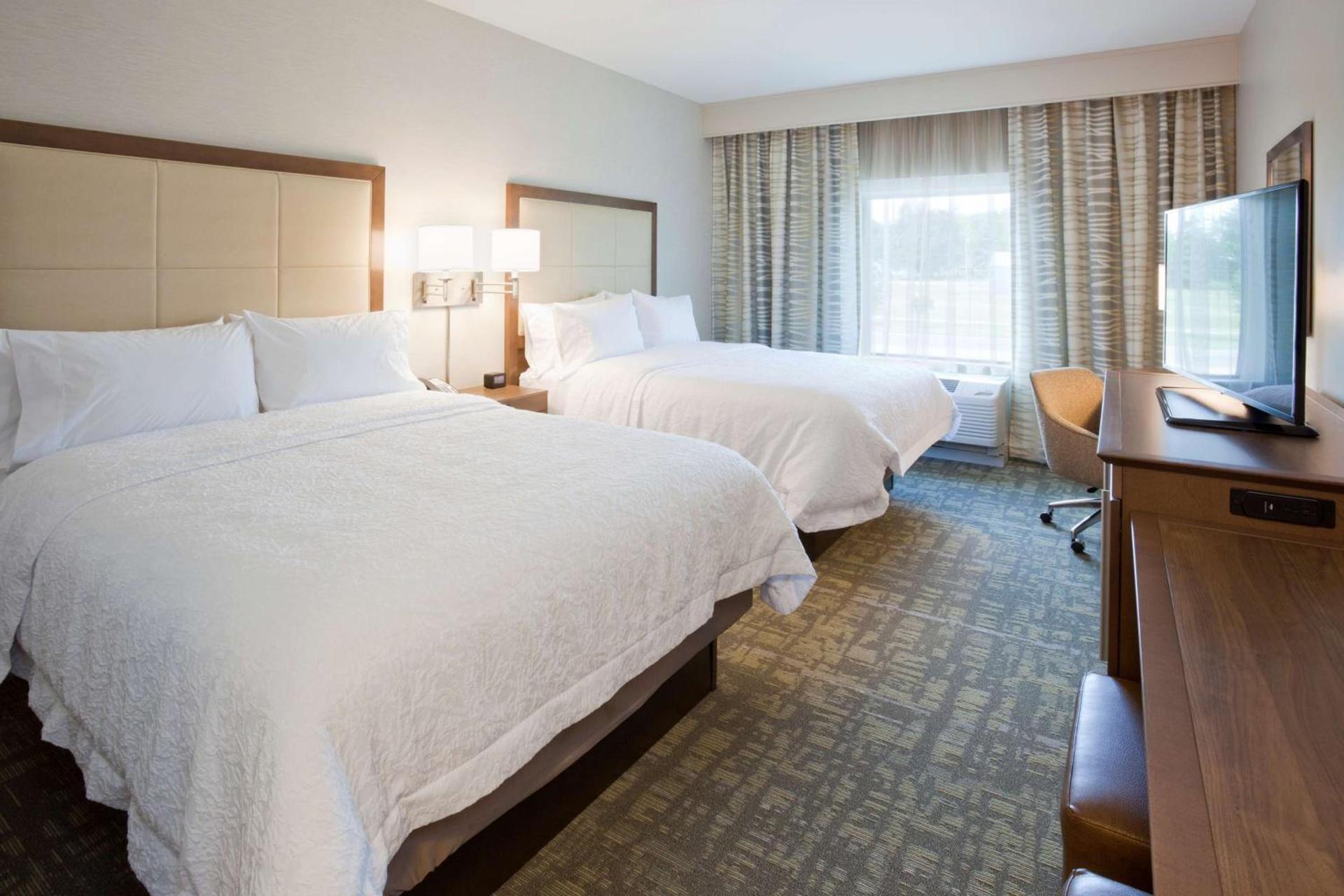 Hampton Inn Spicer Green Lake, MN photo 25