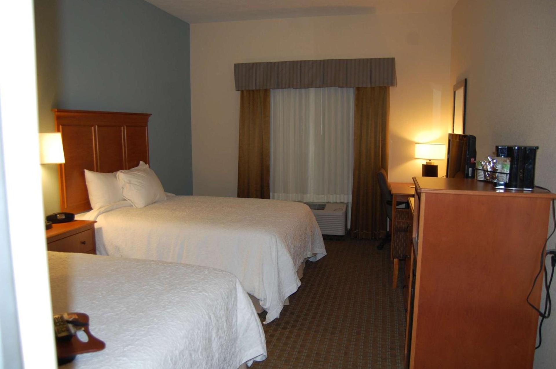 Hampton Inn Sidney photo 49