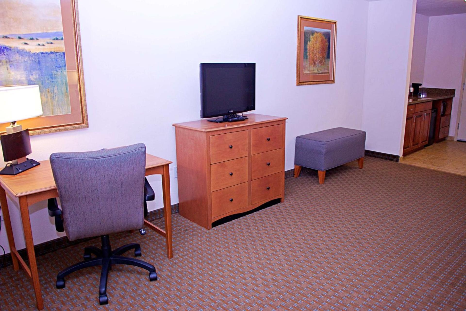 Hampton Inn Sidney photo 52