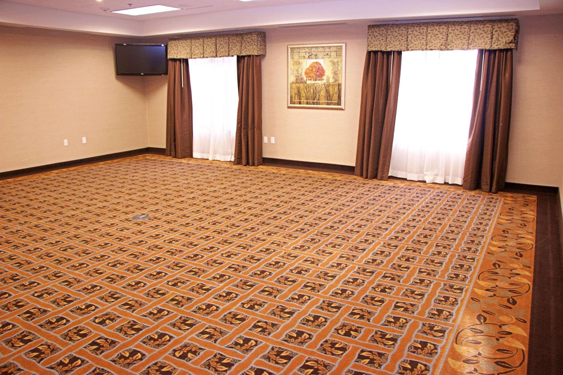 Hampton Inn Sidney photo 54