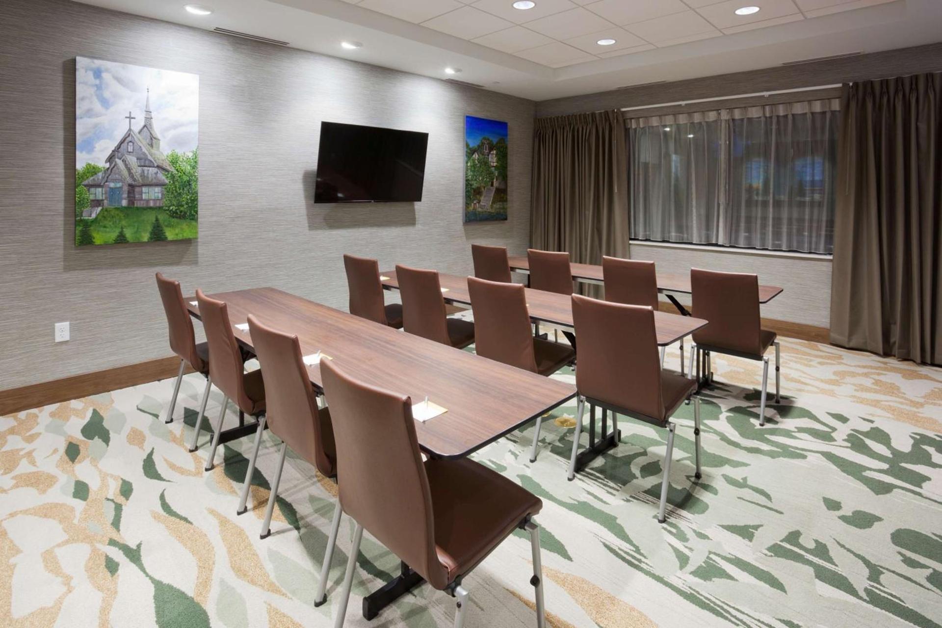 Hampton Inn Spicer Green Lake, MN photo 36