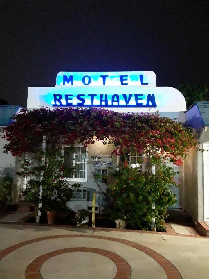 Rest Haven Motel photo 1