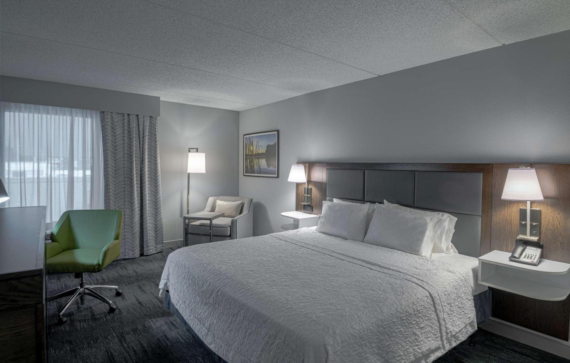 Hampton Inn Waldorf photo 14