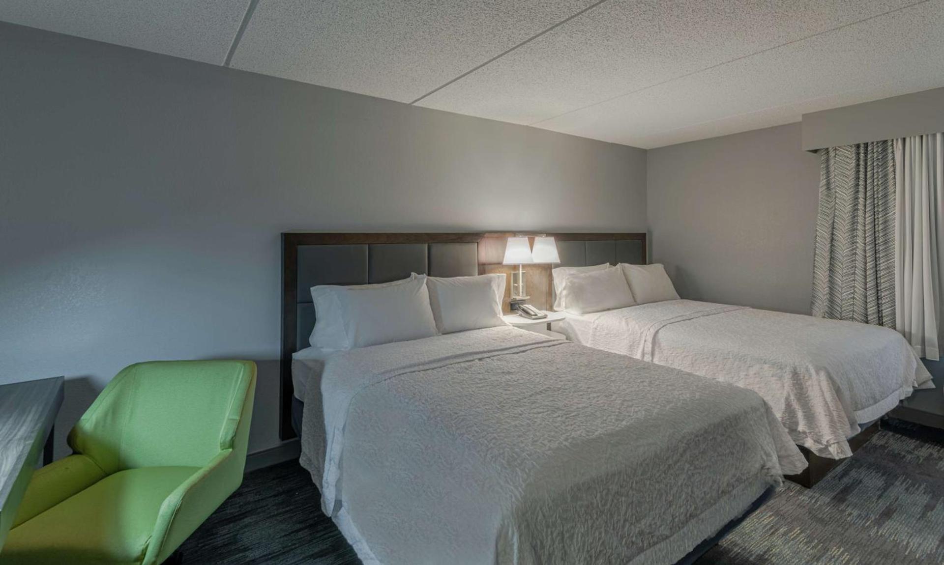 Hampton Inn Waldorf photo 17