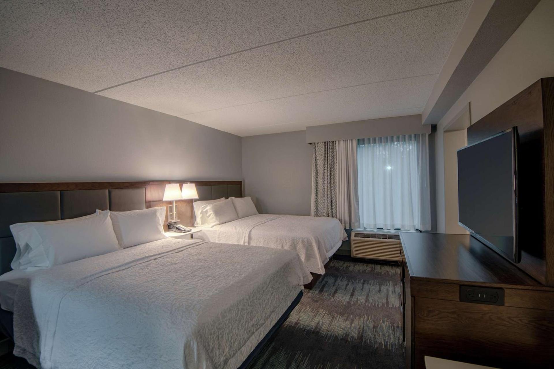 Hampton Inn Waldorf photo 27