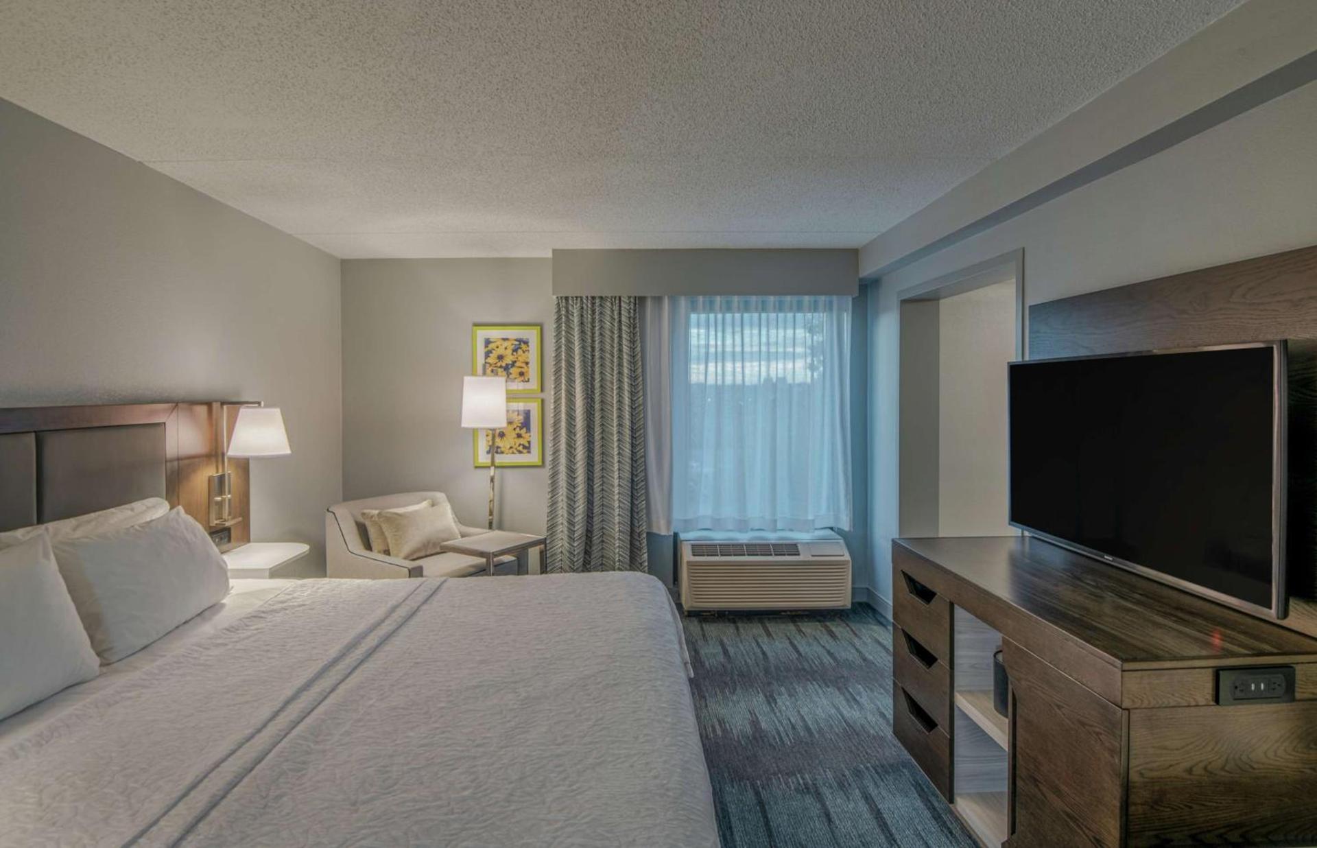 Hampton Inn Waldorf photo 29