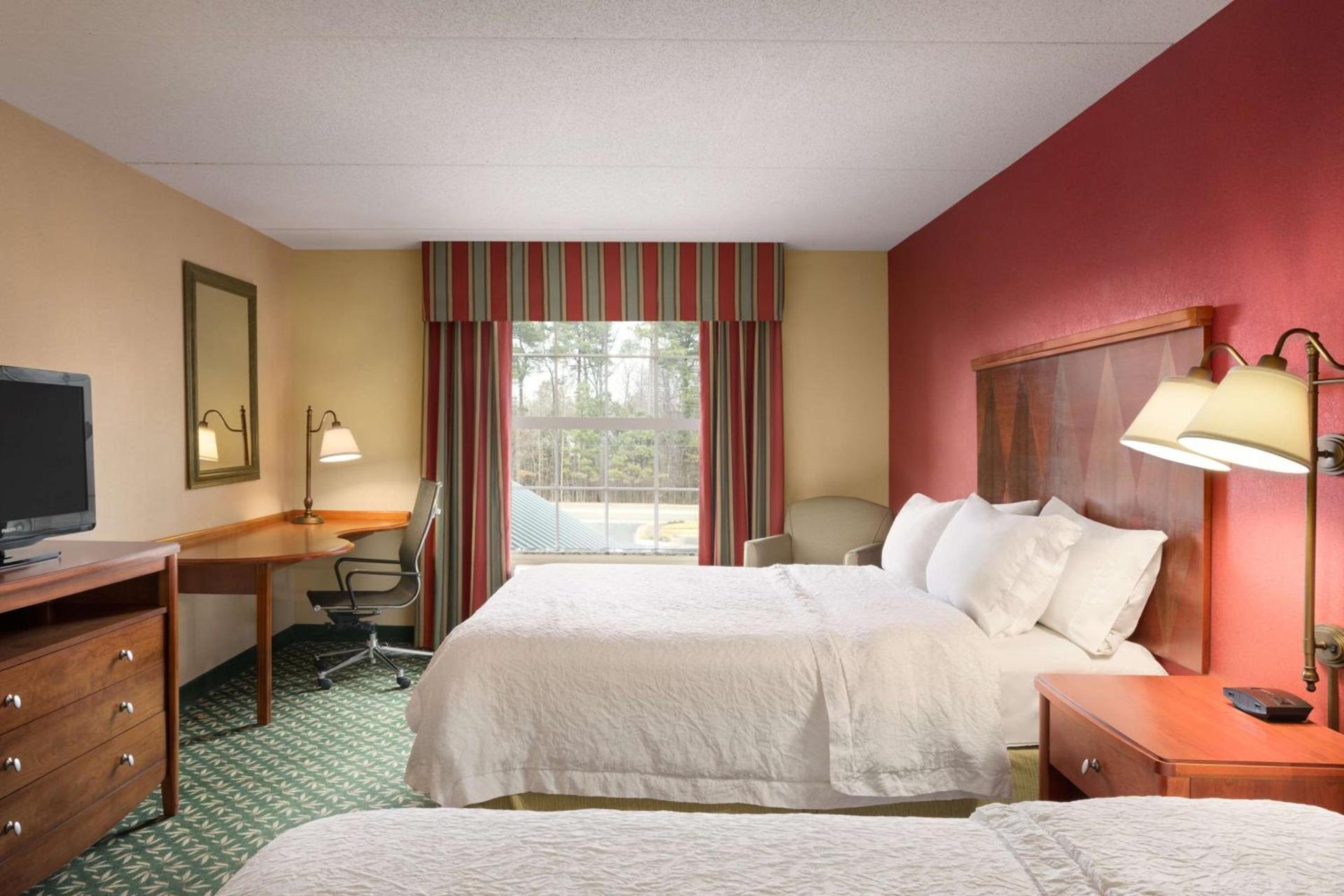 Hampton Inn & Suites Williamsburg-Central photo 26