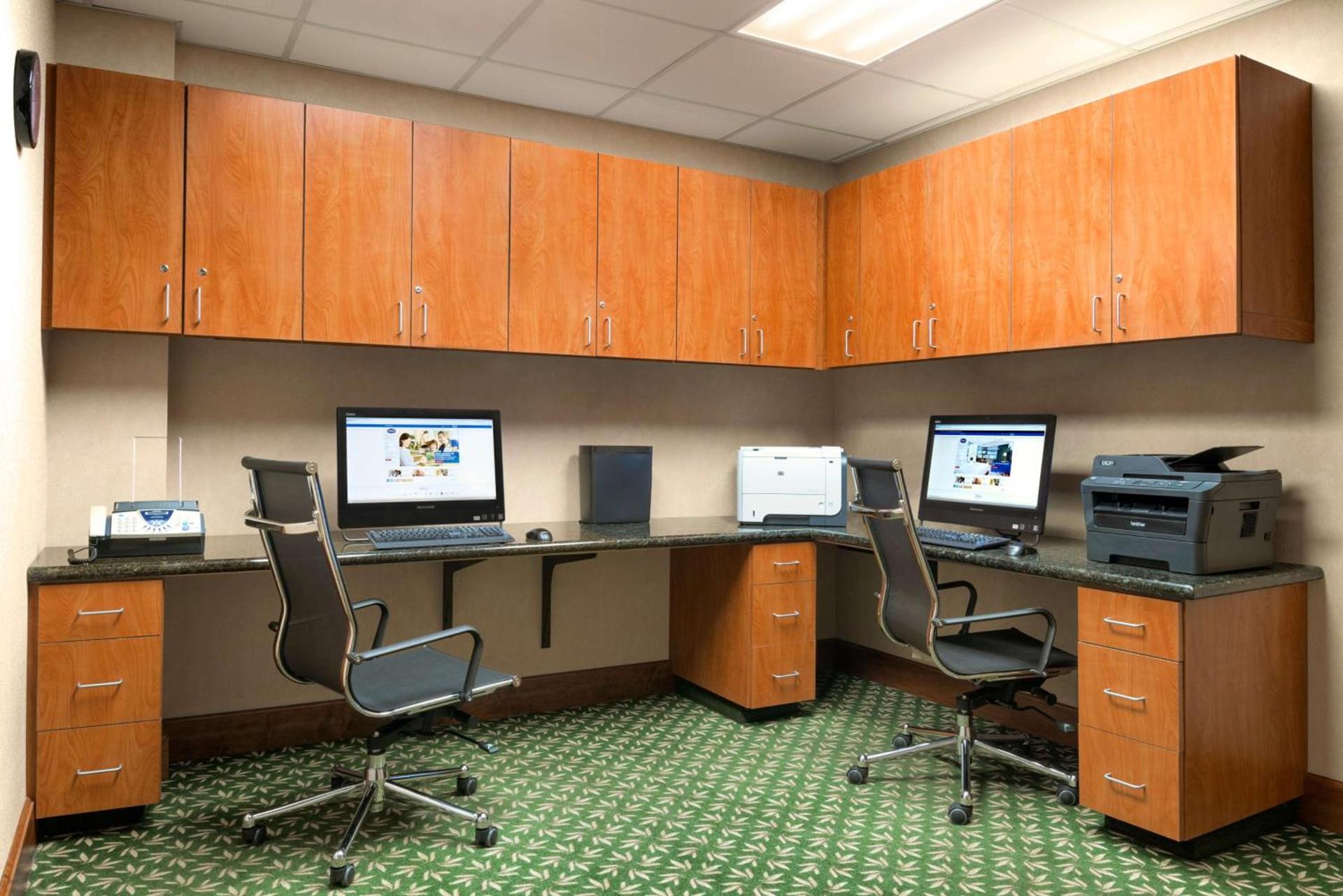 Hampton Inn & Suites Williamsburg-Central photo 29
