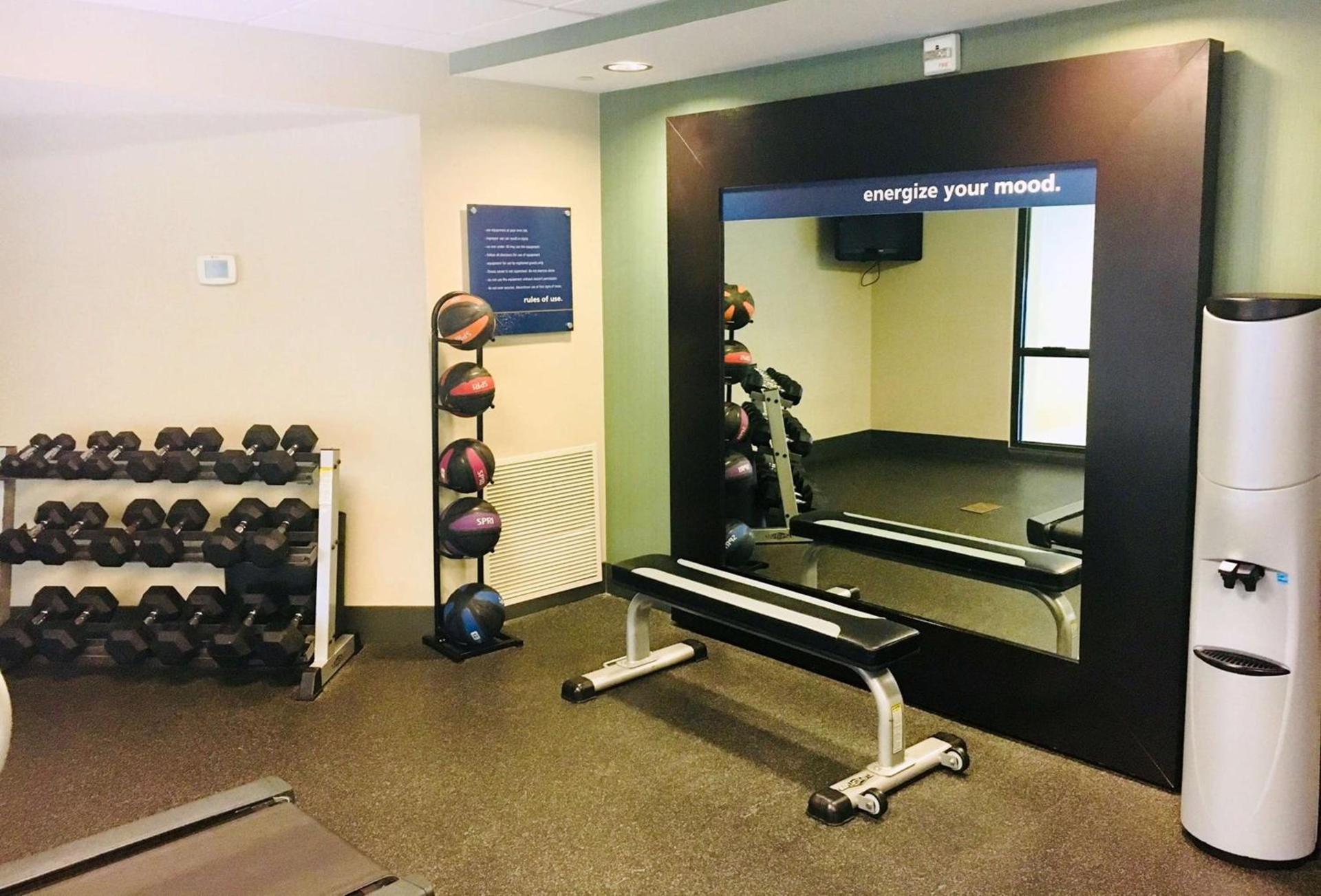 Hampton Inn & Suites Chesapeake-Battlefield Boulevard photo 12