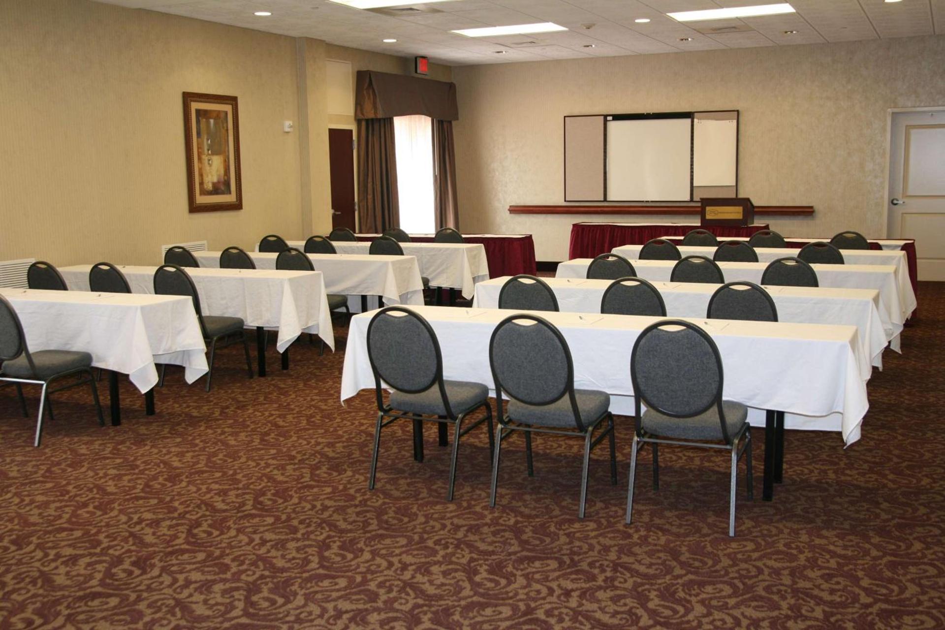 Hampton Inn & Suites Chesapeake-Battlefield Boulevard photo 40