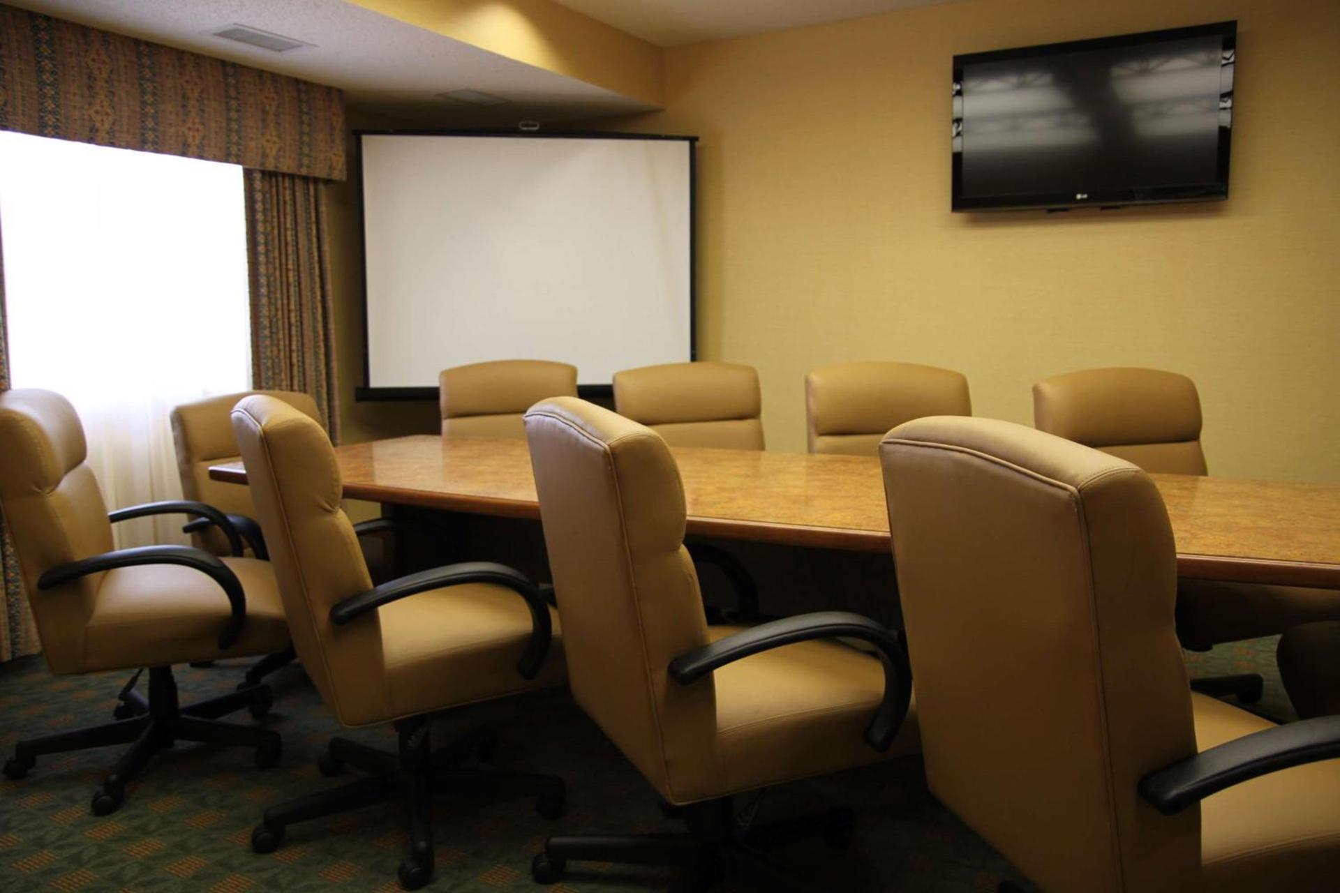 Hampton Inn & Suites Chillicothe photo 46