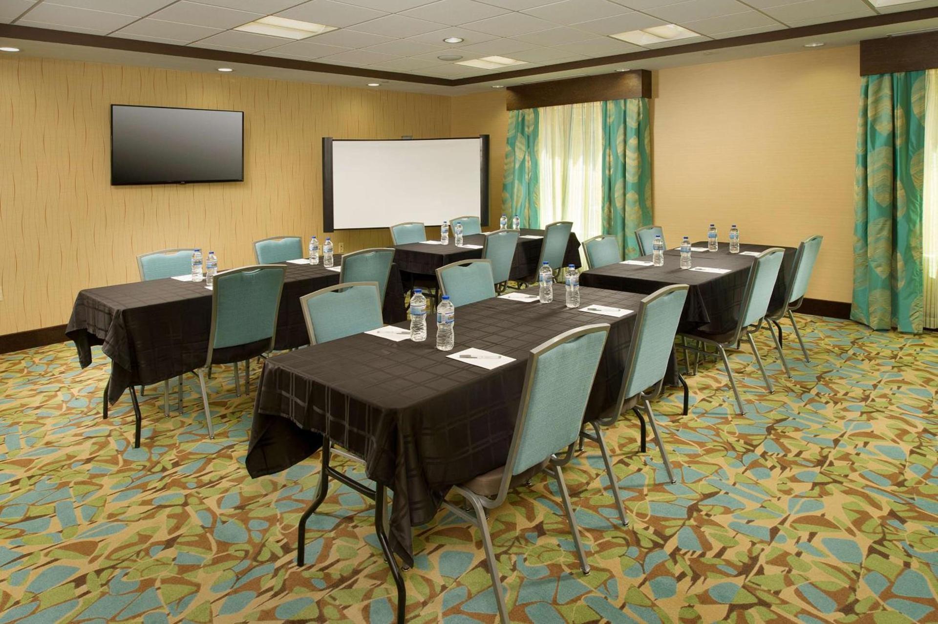 Hampton Inn Lake Charles photo 33