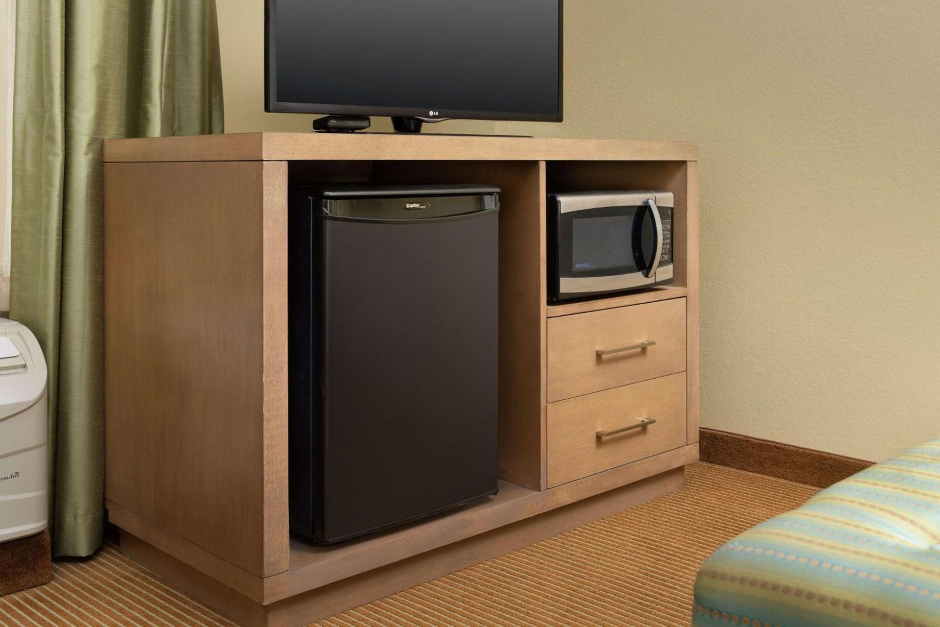 Hampton Inn Lake Charles photo 35