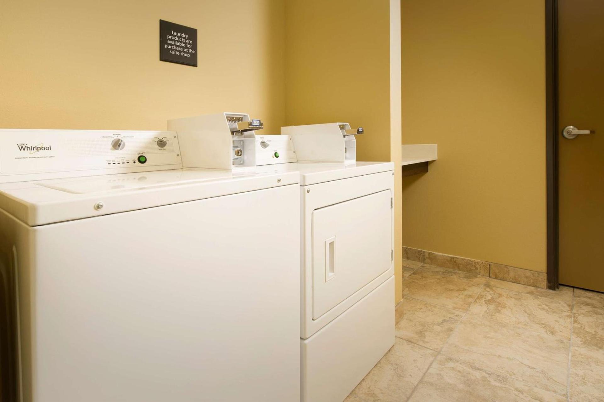 Hampton Inn Lake Charles photo 39