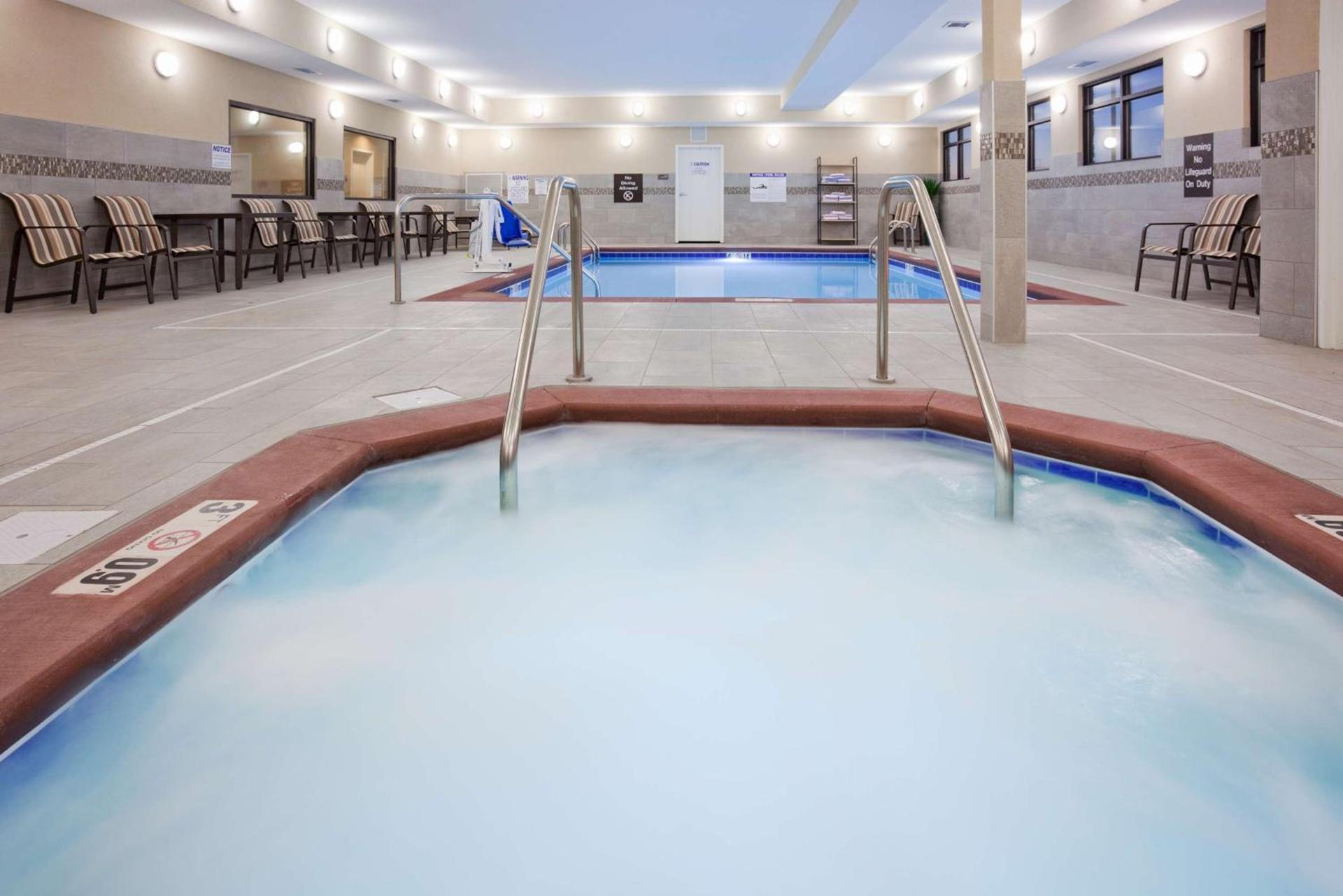 Homewood Suites Davenport photo 4