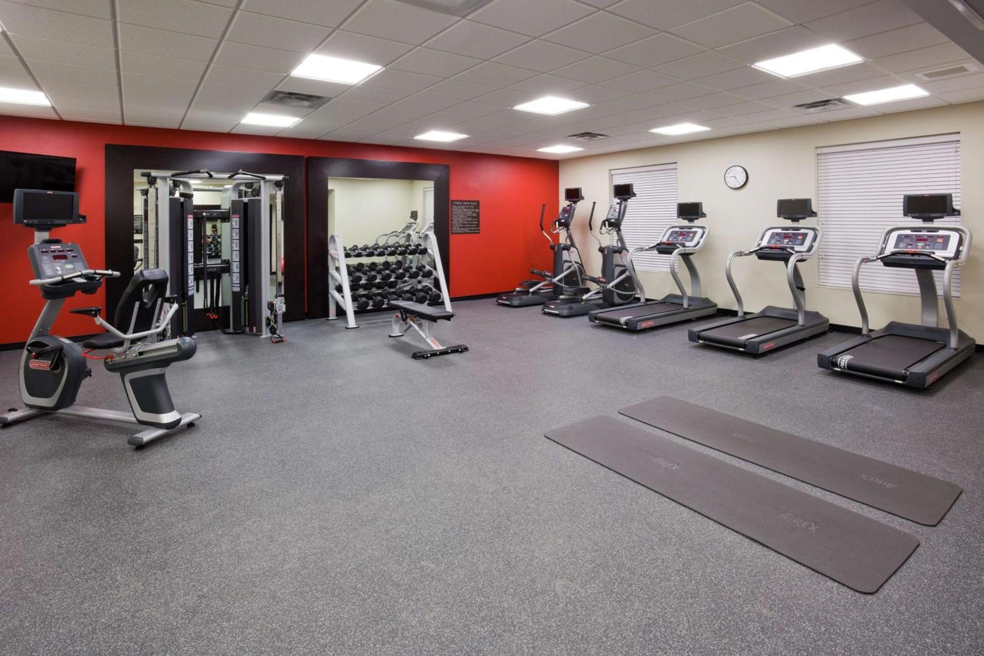 Homewood Suites Davenport photo 8