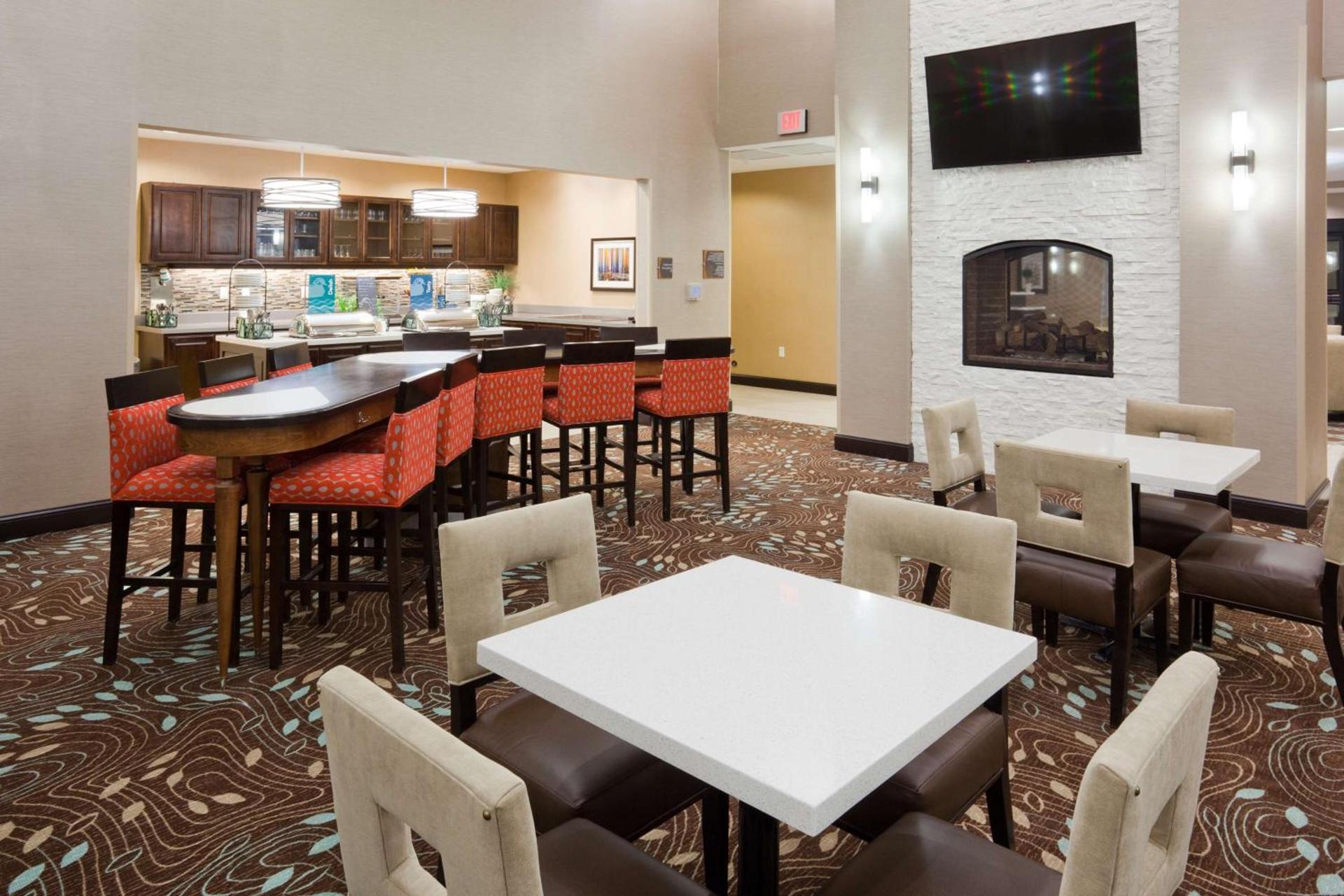 Homewood Suites Davenport photo 10