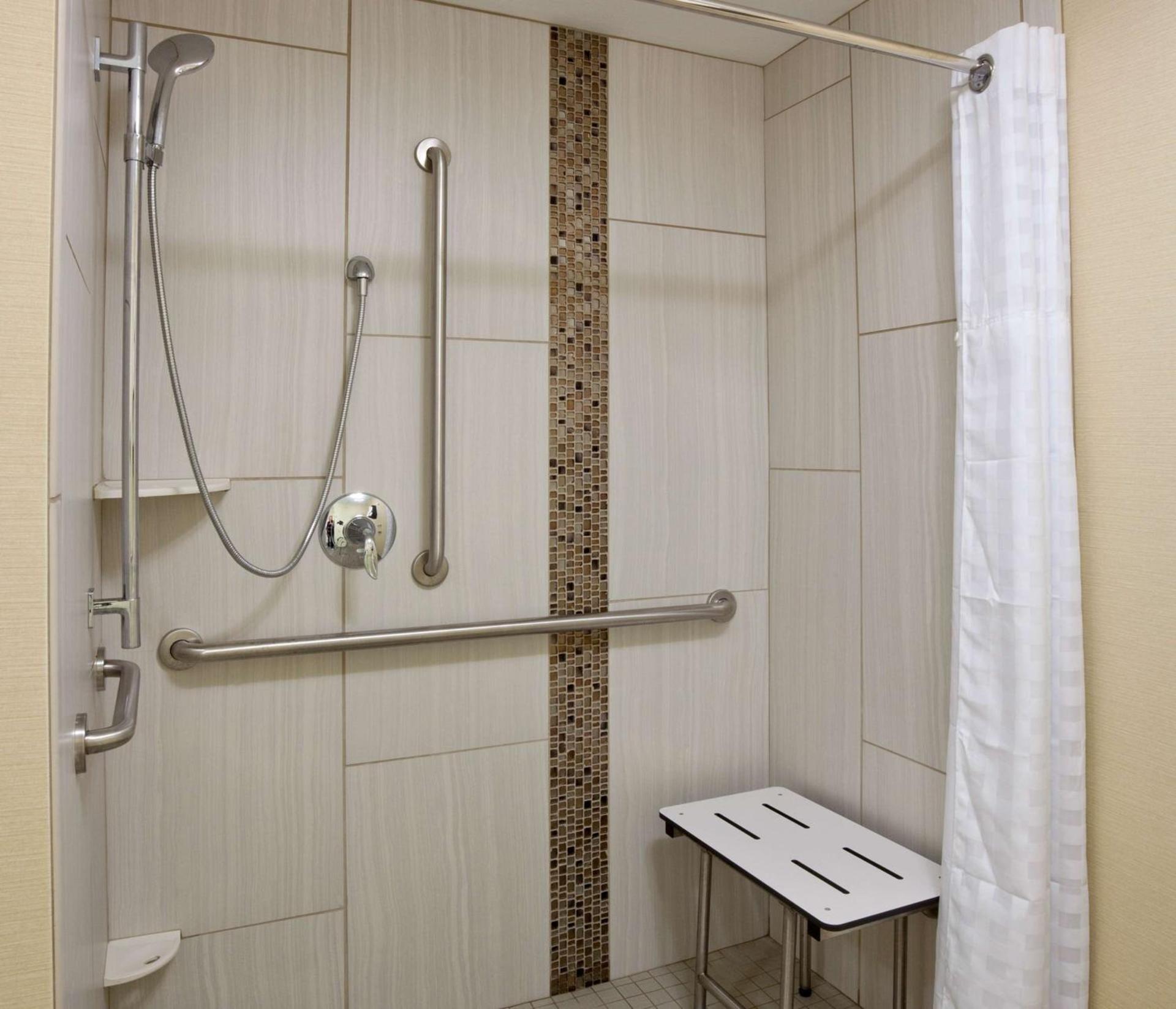 Homewood Suites Davenport photo 11