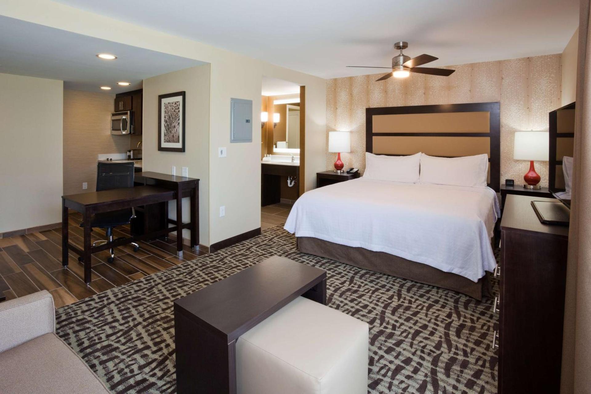 Homewood Suites Davenport photo 15
