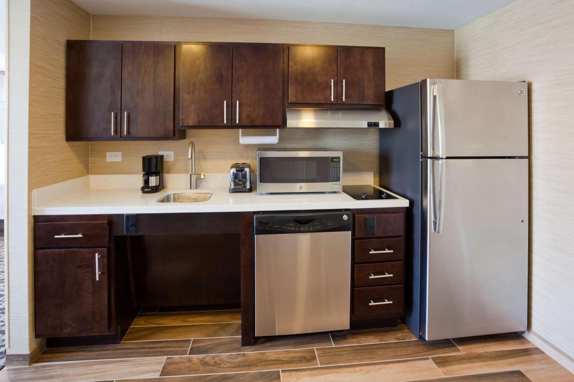 Homewood Suites Davenport photo 25