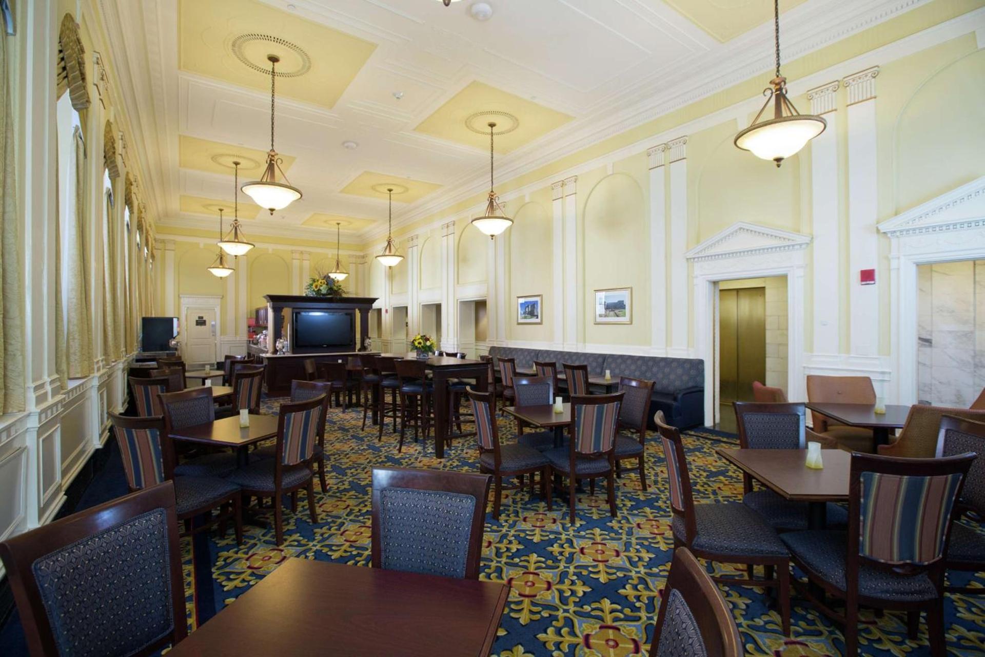Hampton Inn & Suites Providence Downtown photo 4