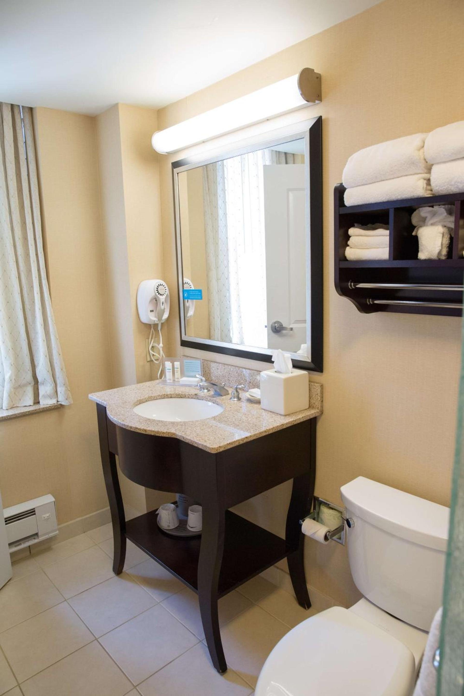 Hampton Inn & Suites Providence Downtown photo 13