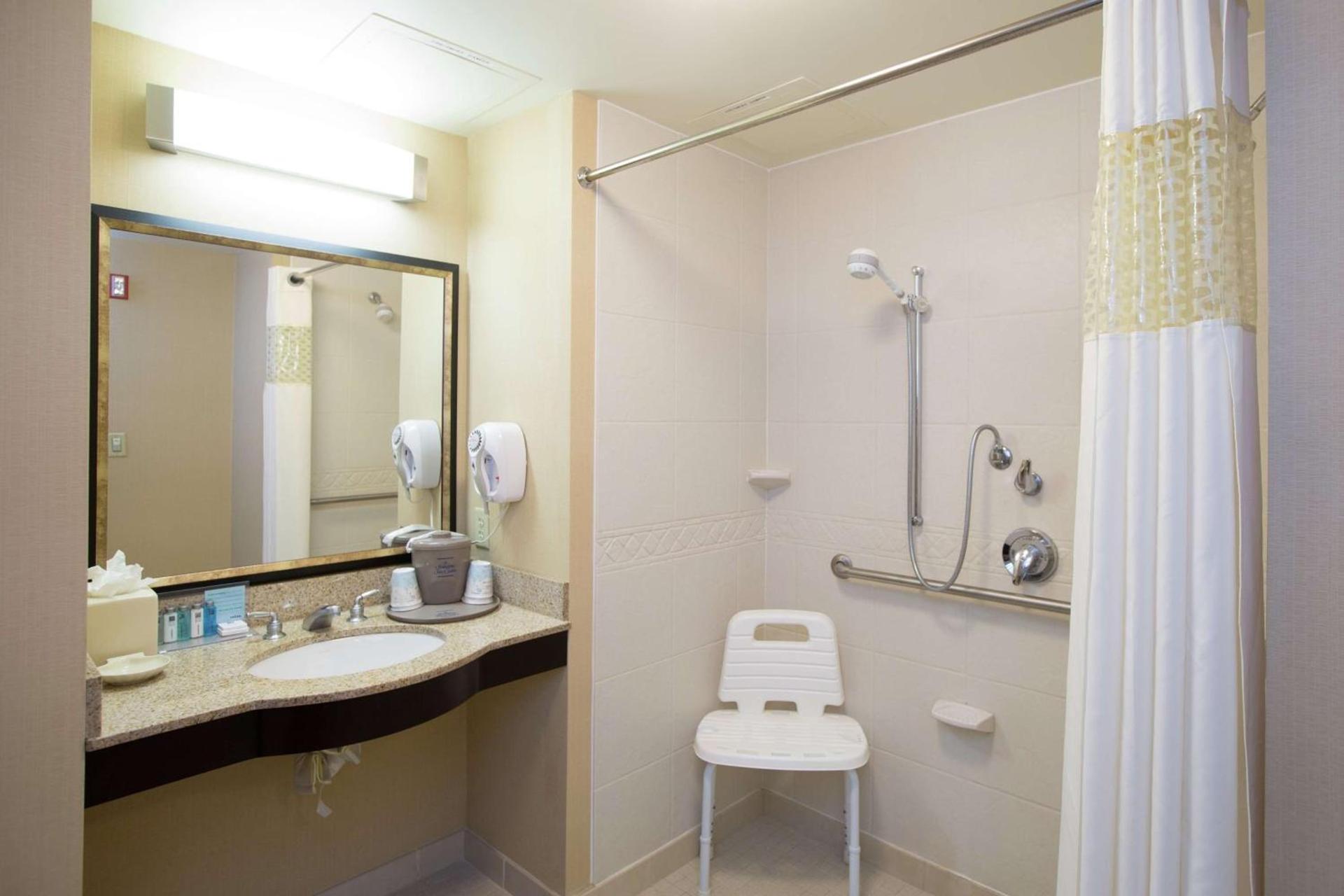 Hampton Inn & Suites Providence Downtown photo 17