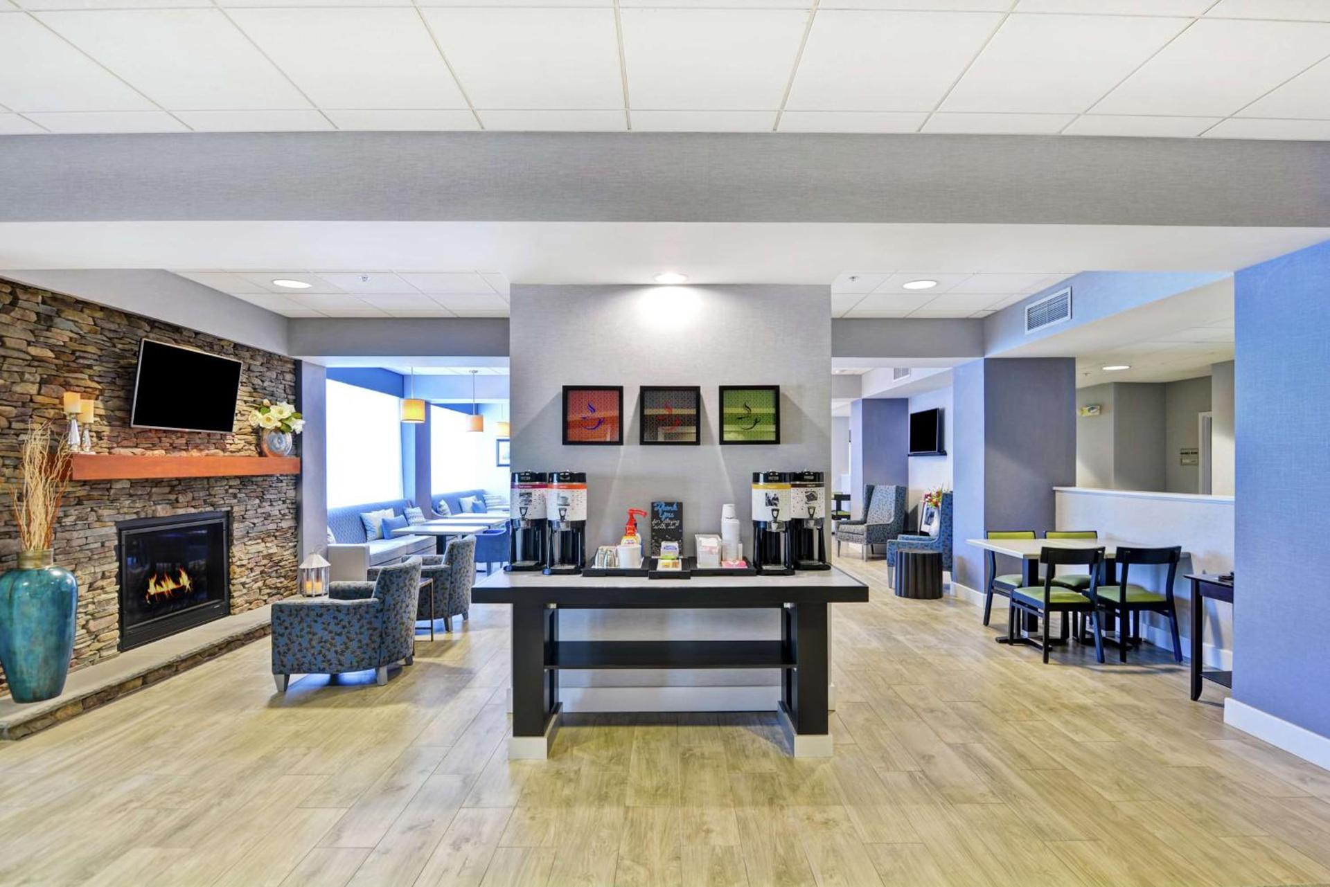 Hampton Inn Sayre photo 6