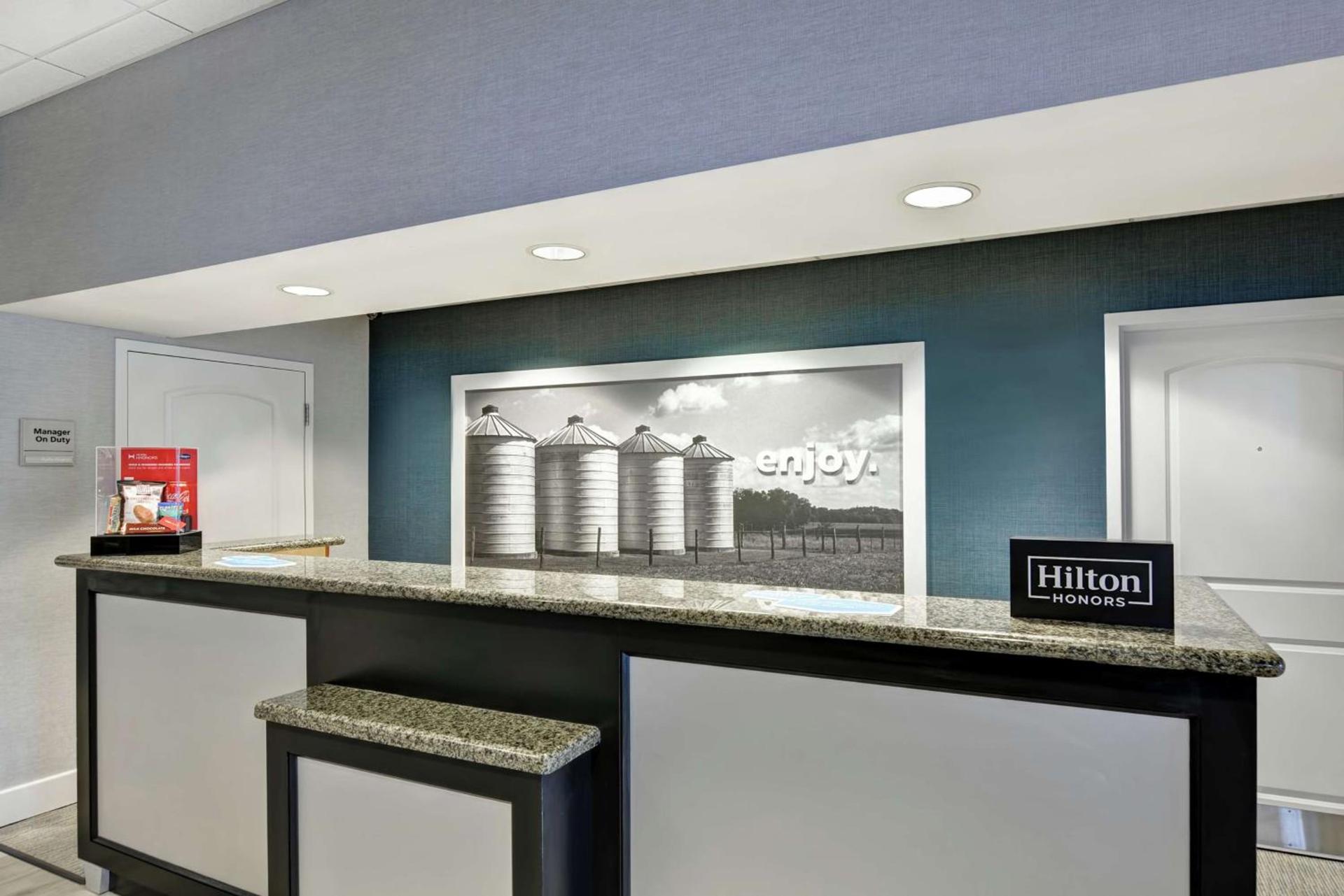 Hampton Inn Sayre photo 9