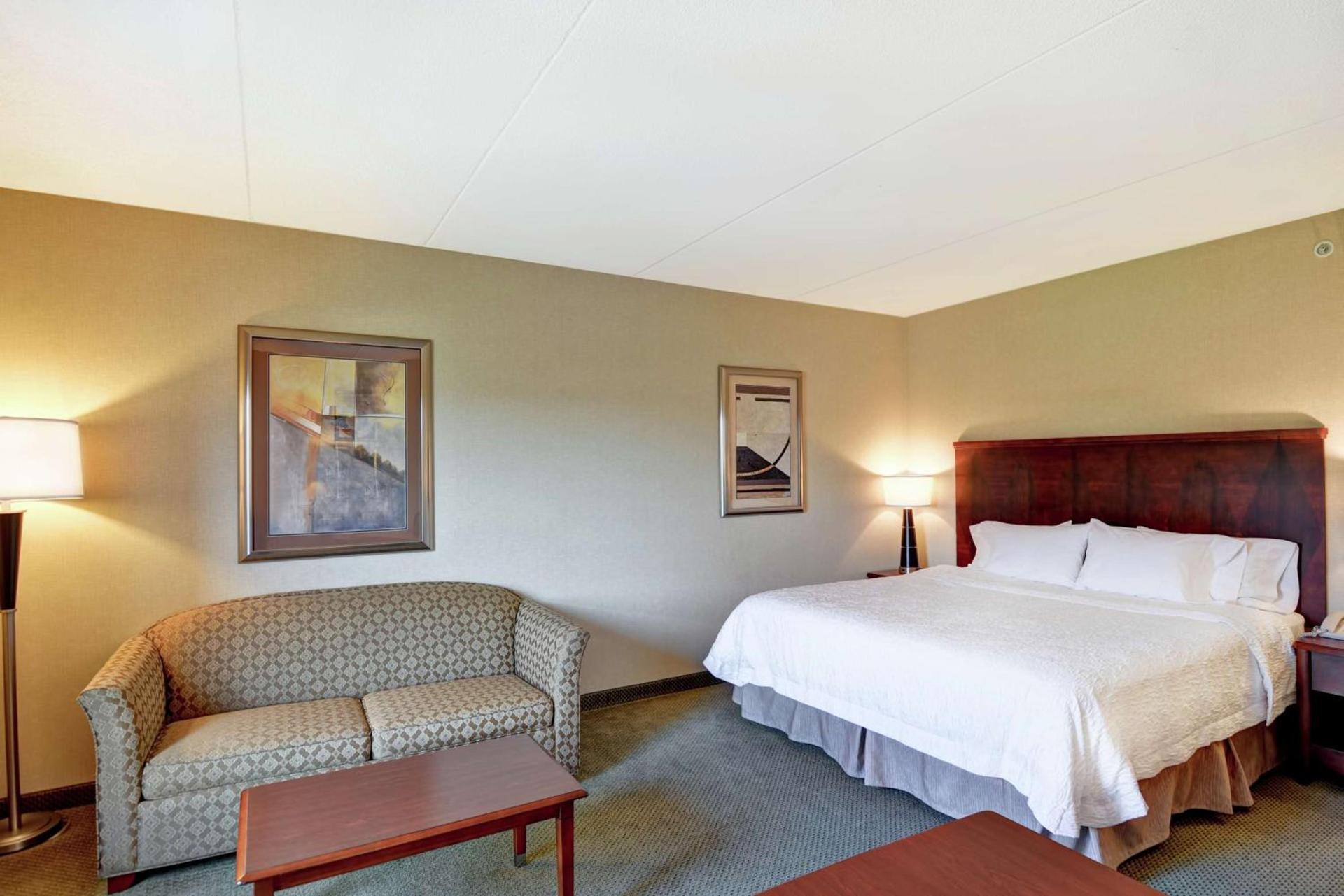 Hampton Inn Sayre photo 22
