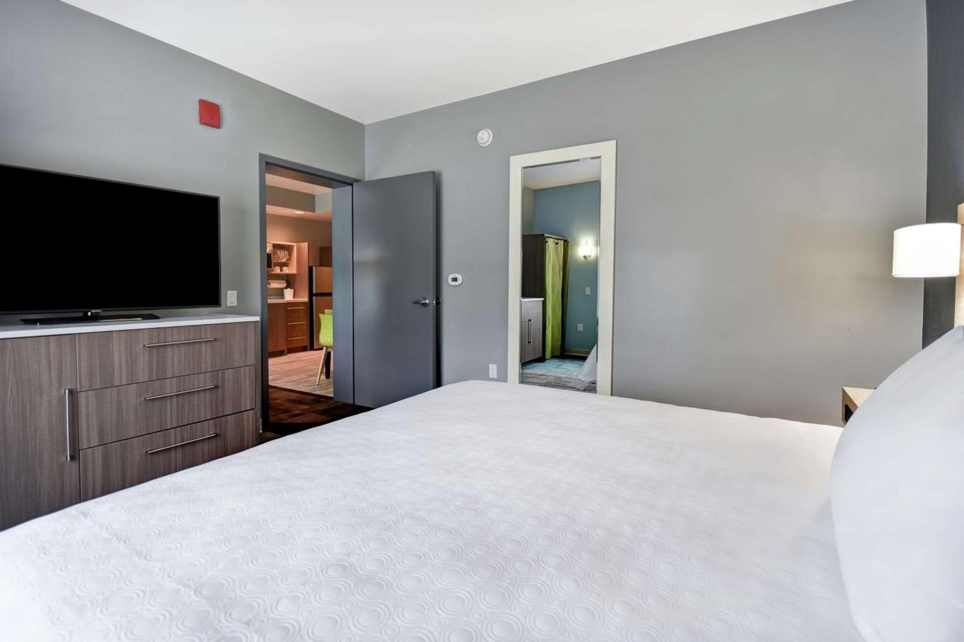 Home2 Suites By Hilton San Francisco Airport North photo 21