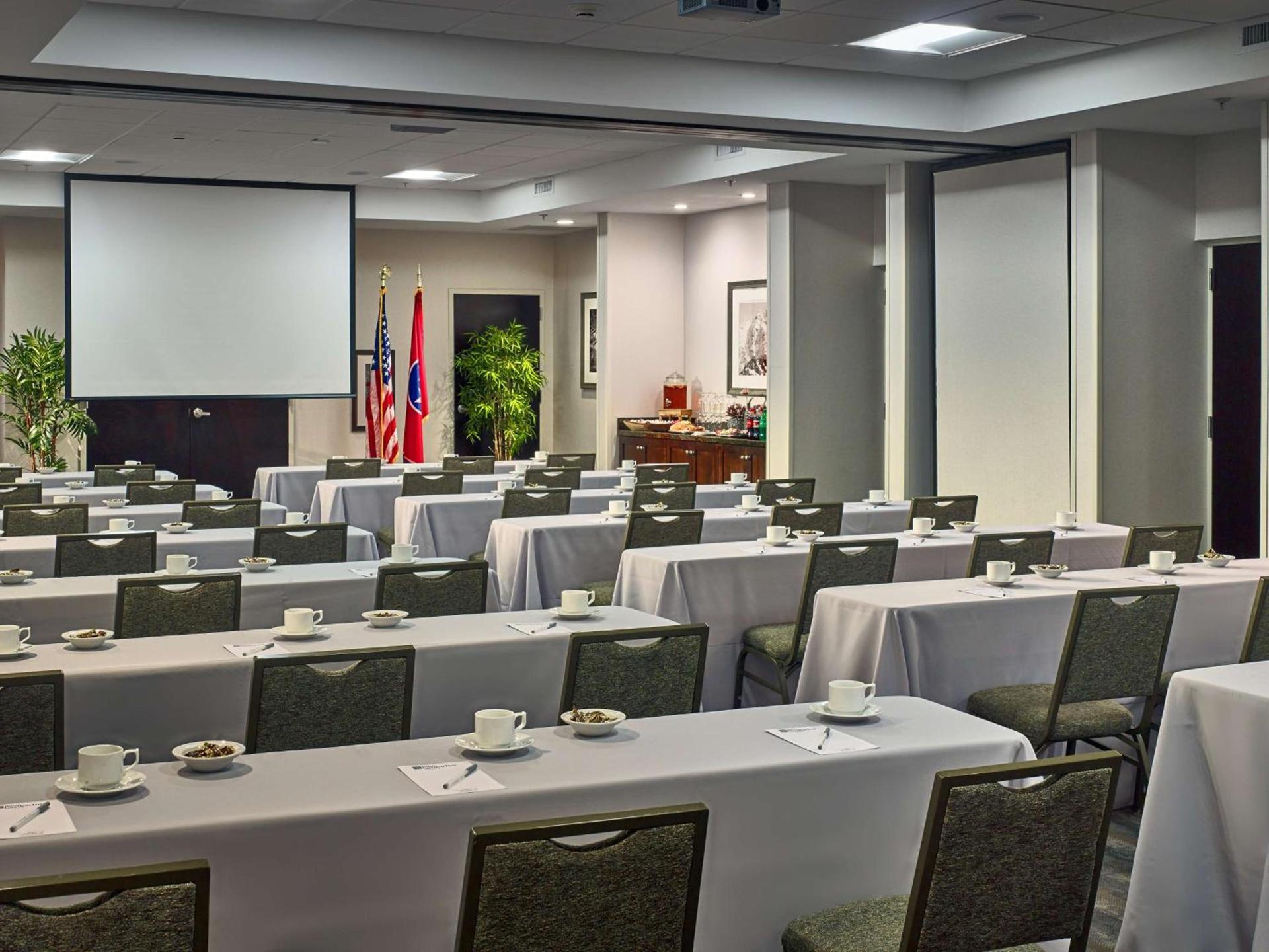 Hilton Garden Inn Gatlinburg photo 32