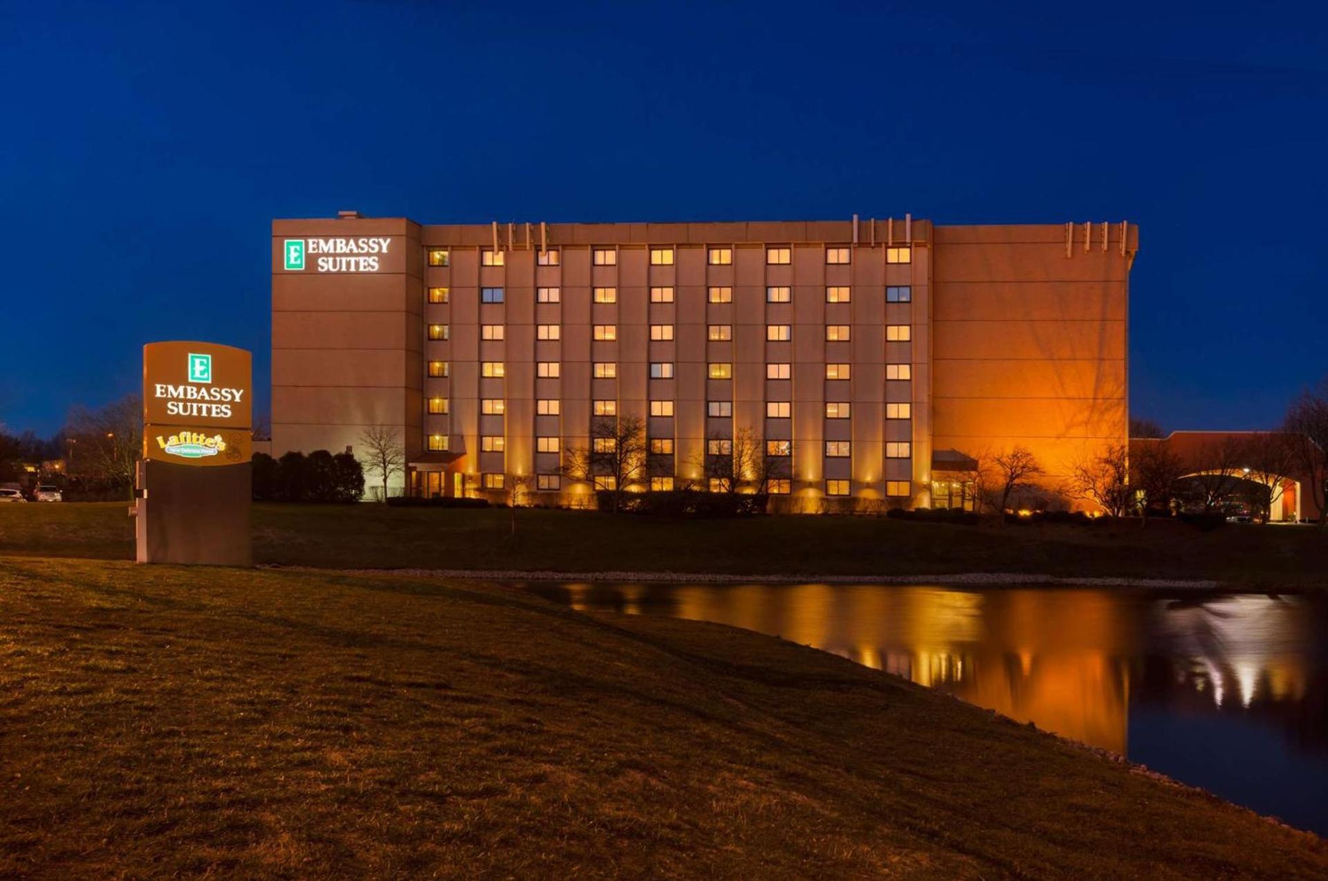 Embassy Suites by Hilton Chicago Schaumburg Woodfield — hotel in Schaumburg