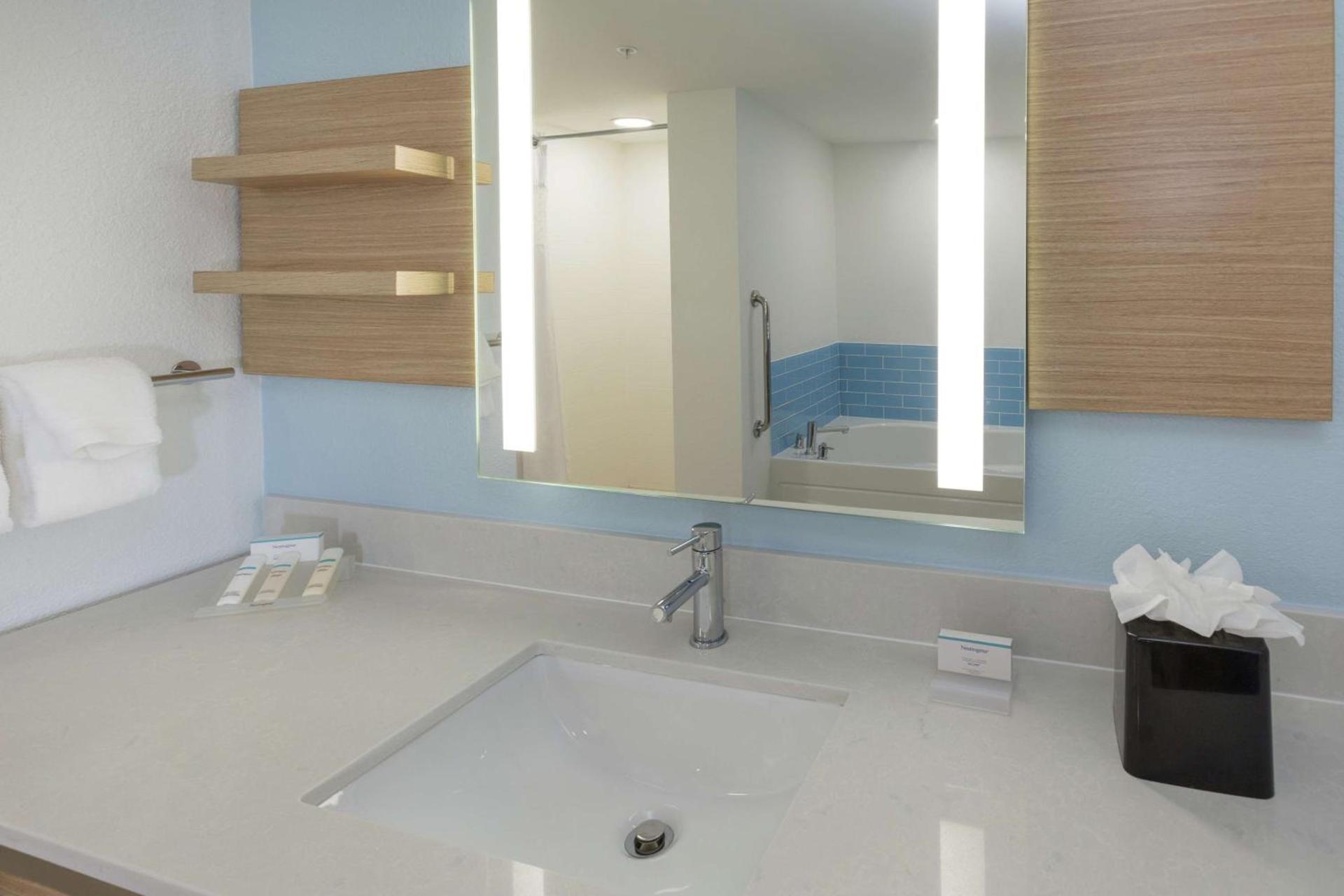 Hilton Garden Inn Saint Augustine Beach photo 22