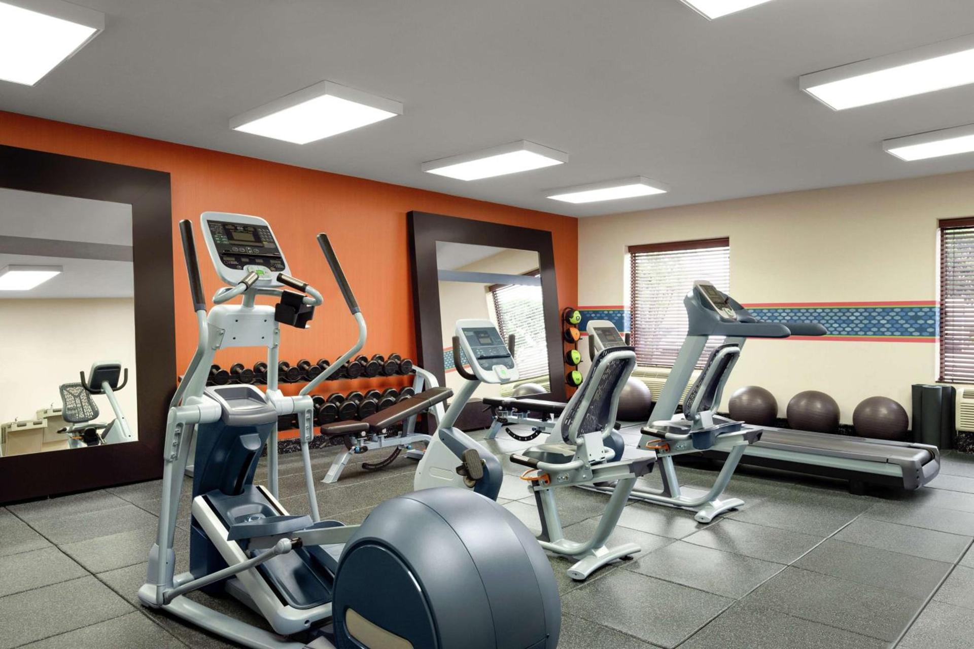 Hampton Inn and Suites Houston Pasadena photo 10