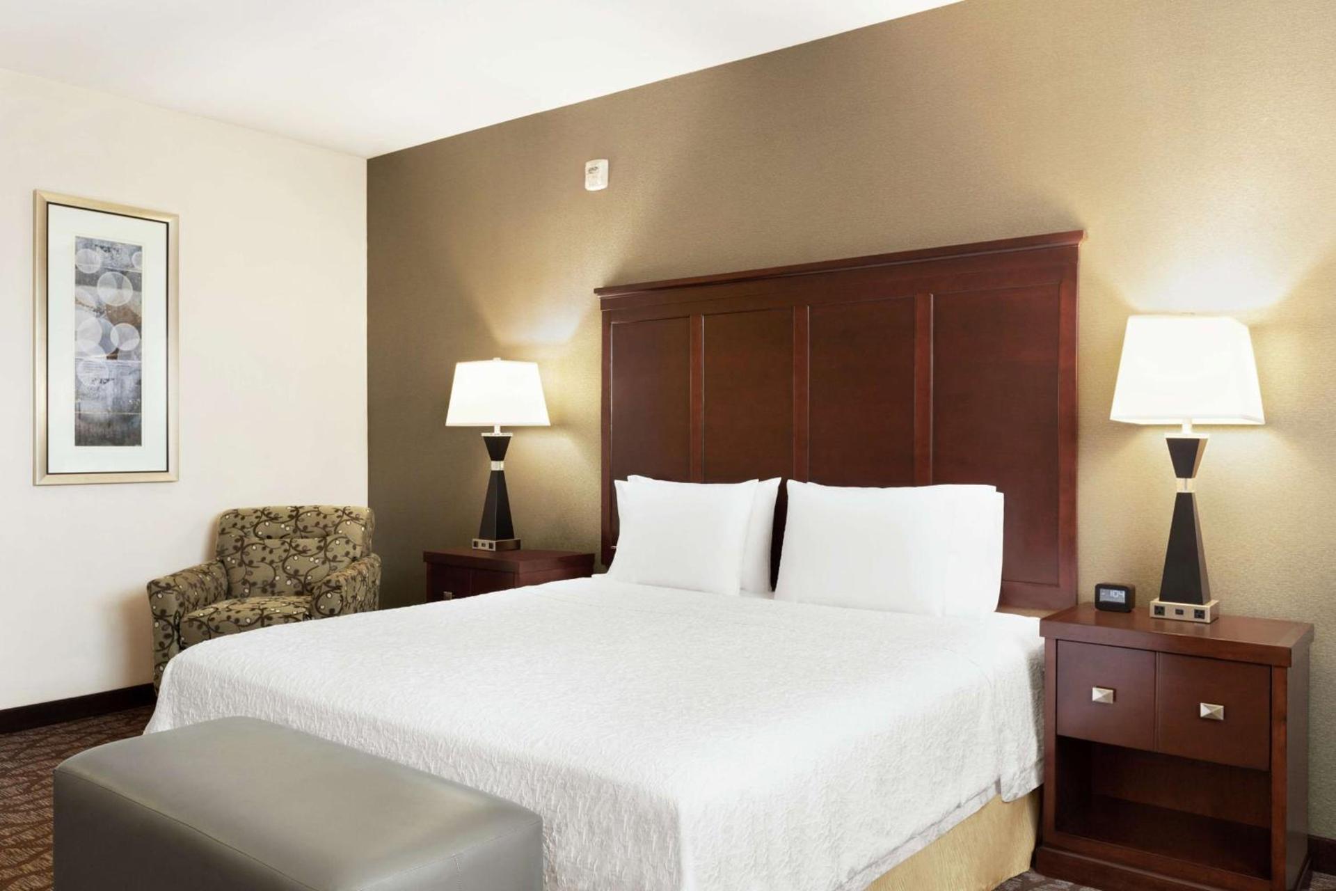 Hampton Inn and Suites Houston Pasadena photo 21