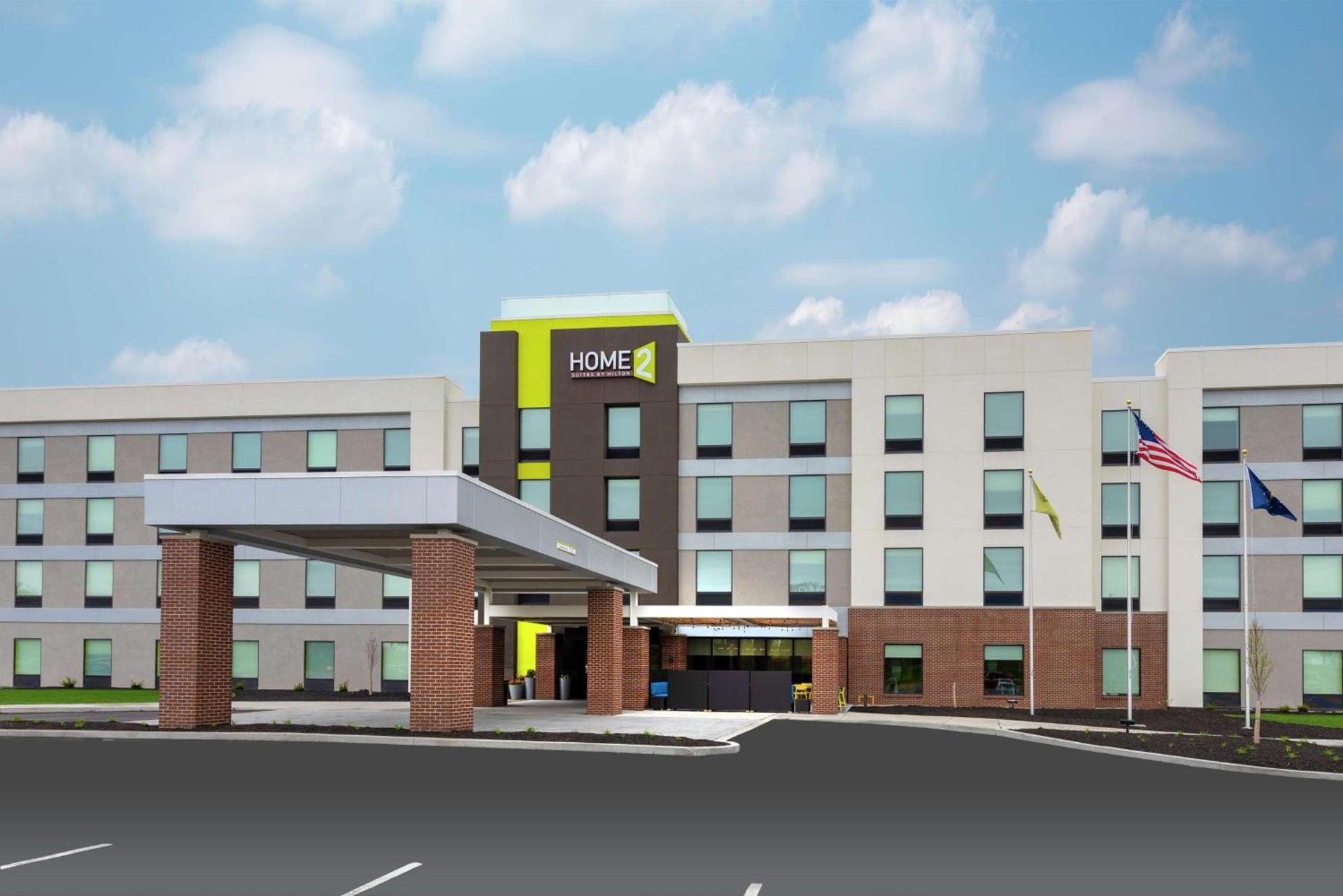 Home2 Suites By Hilton Indianapolis Airport photo 1