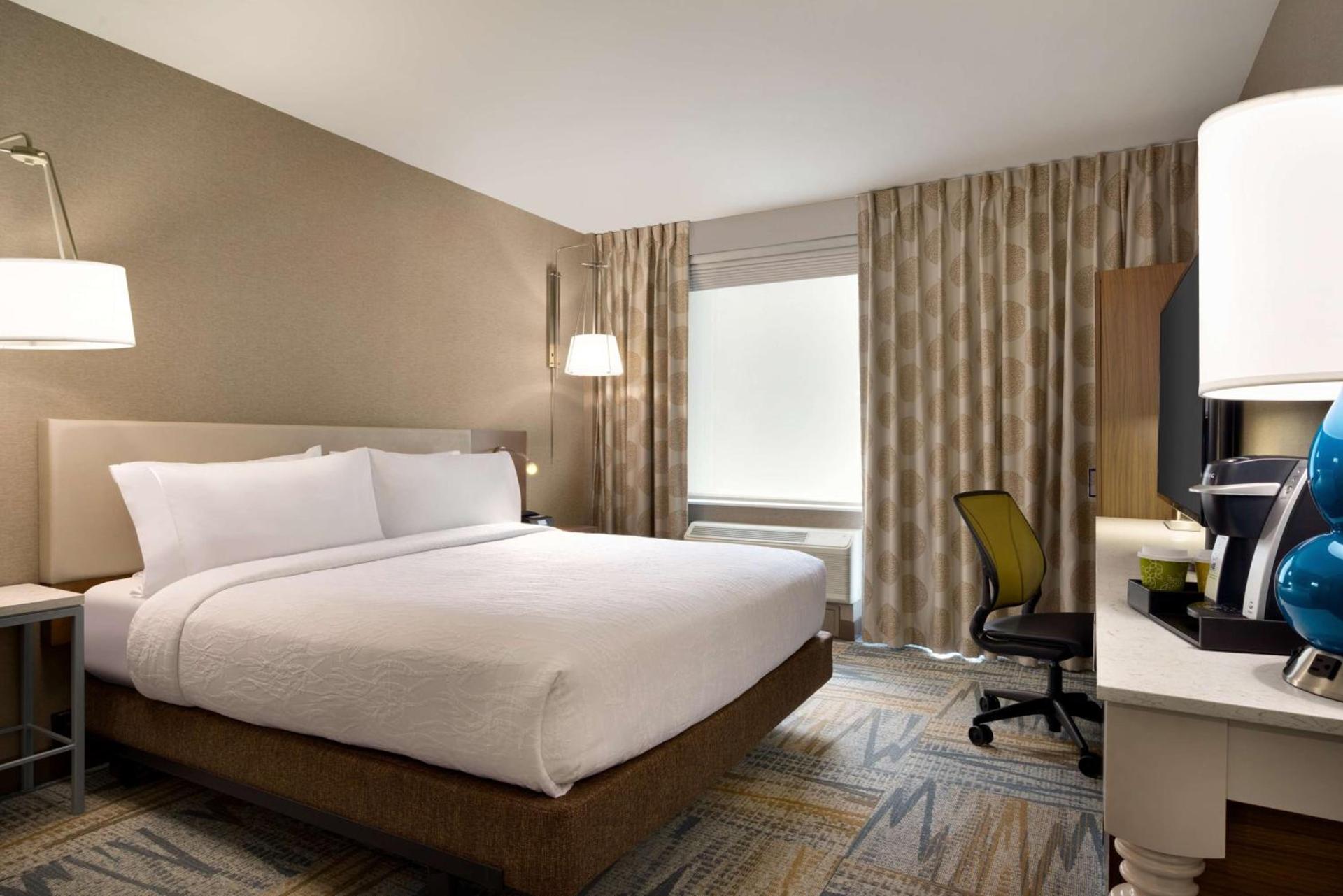 Hilton Garden Inn New York Times Square South photo 31