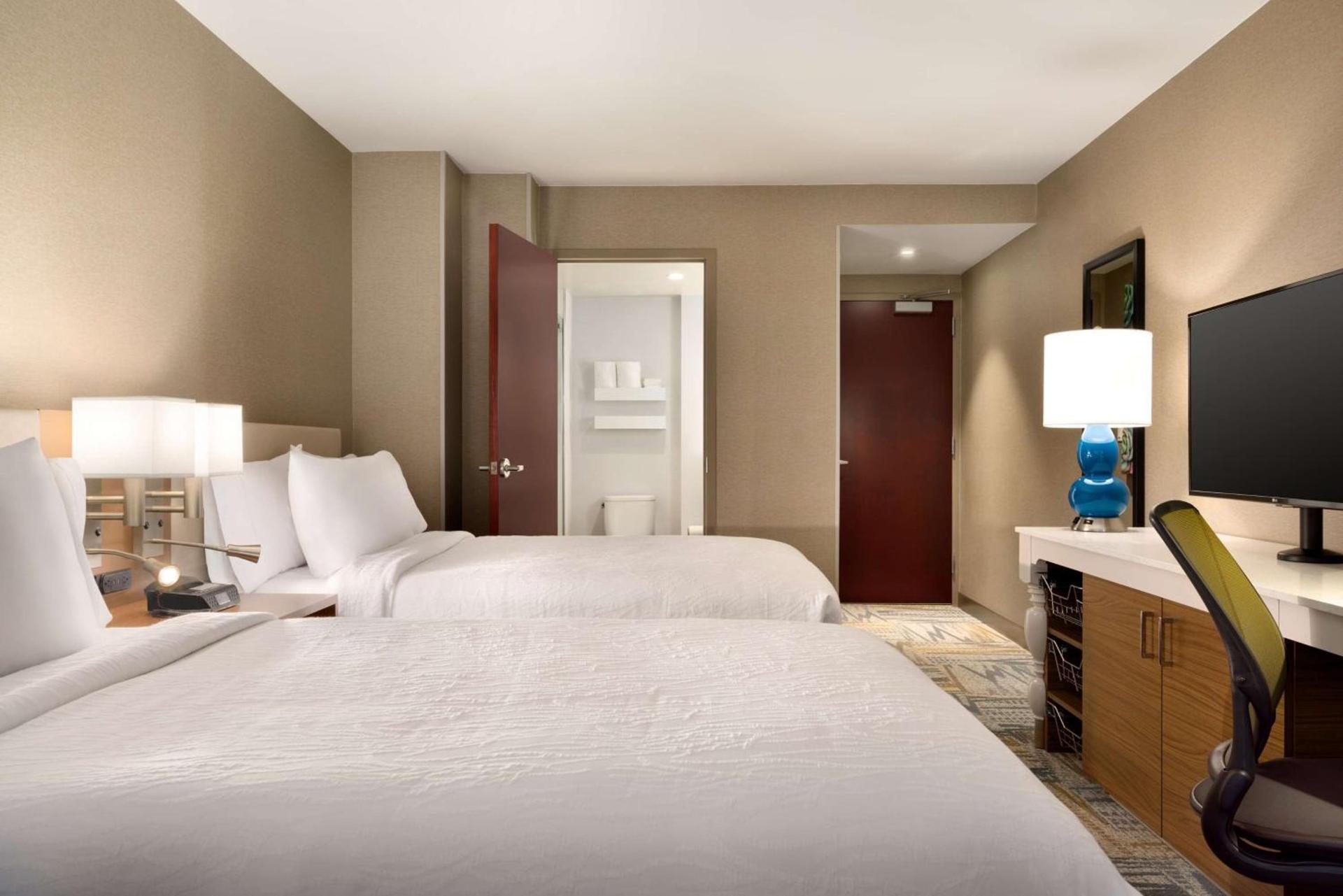 Hilton Garden Inn New York Times Square South photo 35