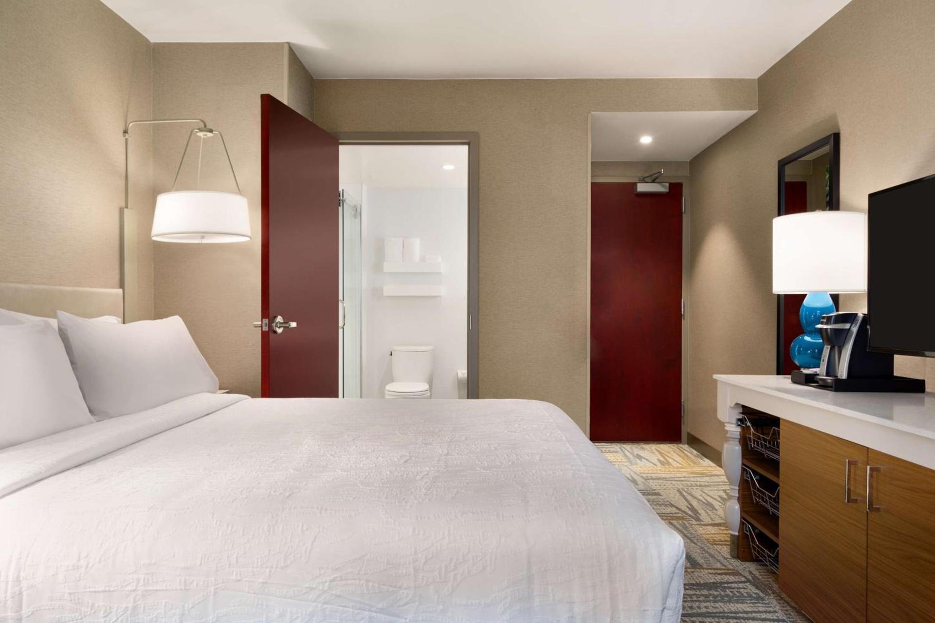 Hilton Garden Inn New York Times Square South photo 2