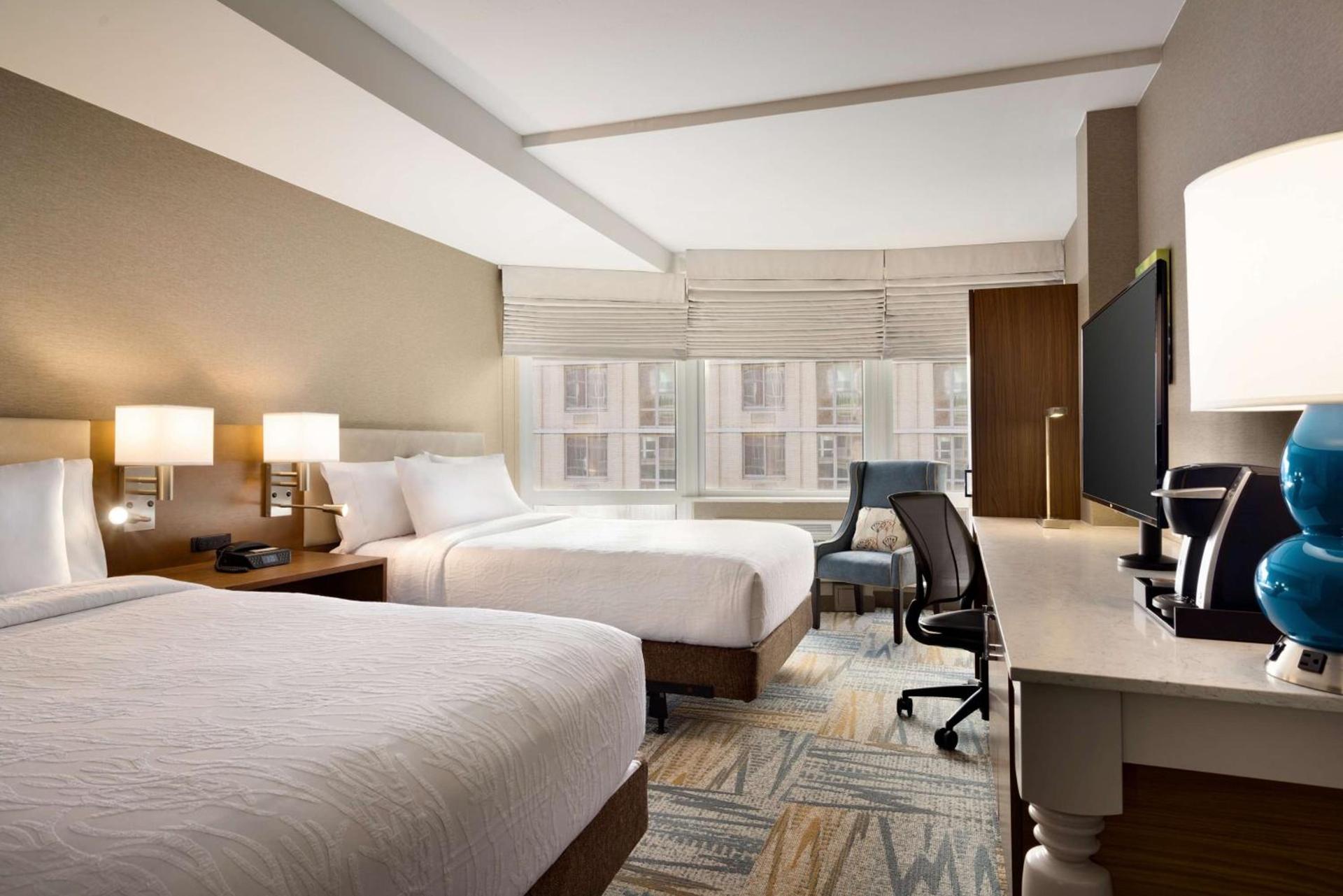 Hilton Garden Inn New York Times Square South photo 3