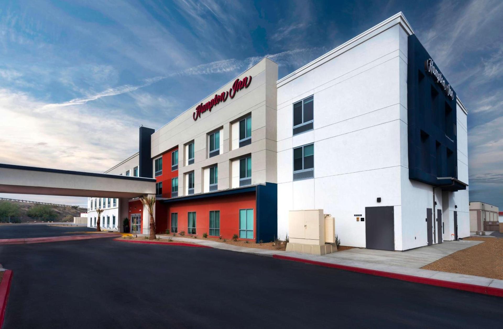 Hampton Inn Needles Colorado River photo 2