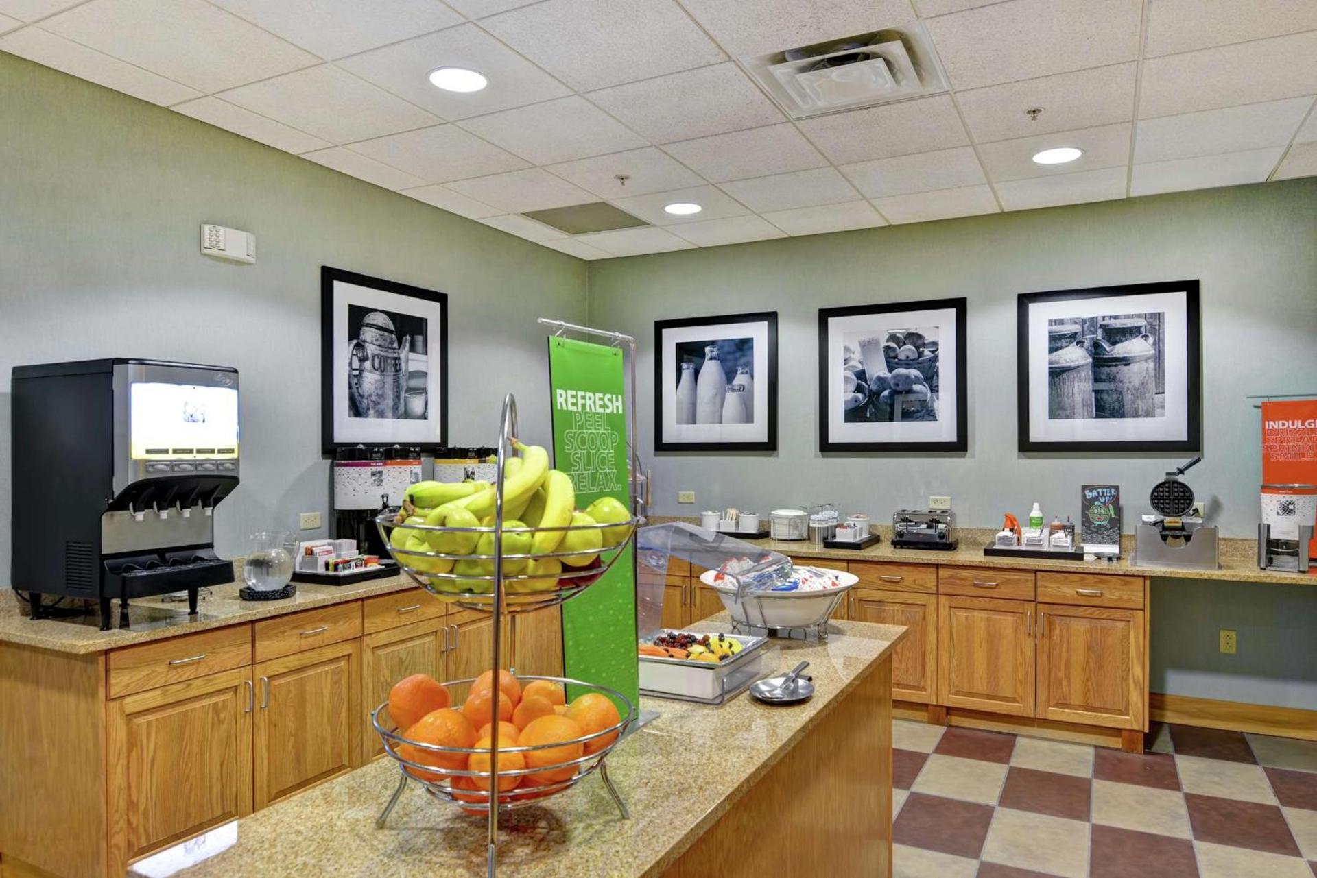 Hampton Inn Tunkhannock photo 13