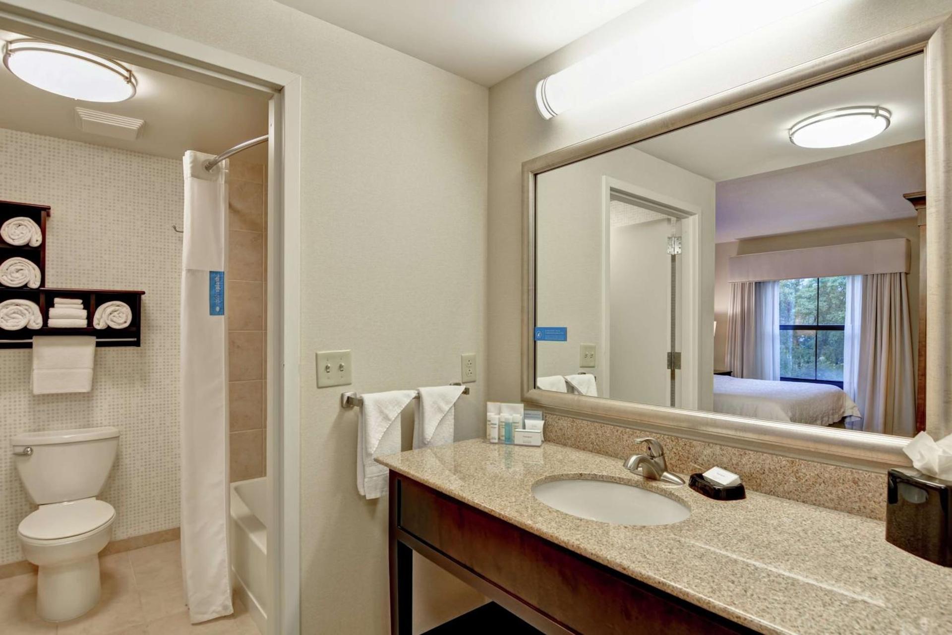Hampton Inn Tunkhannock photo 26