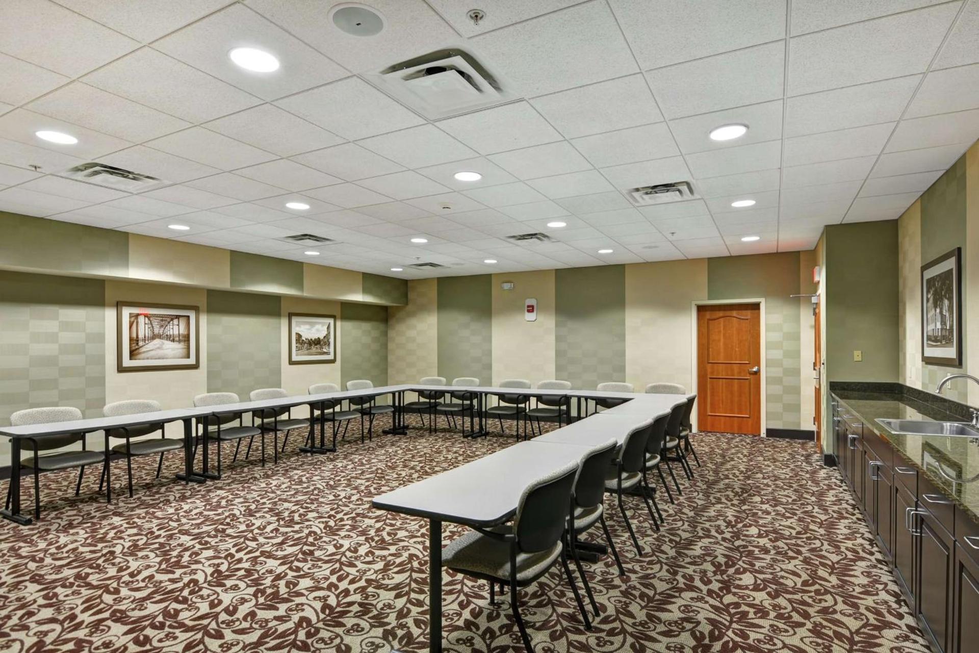 Hampton Inn Tunkhannock photo 34