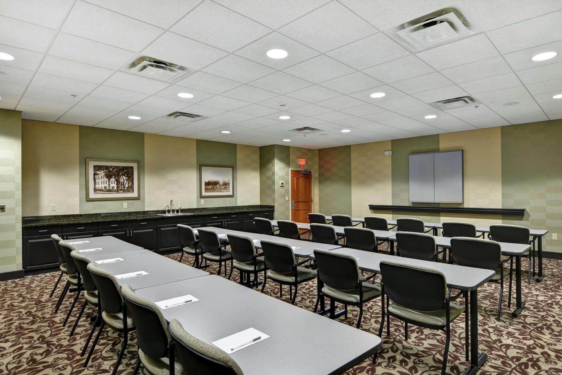 Hampton Inn Tunkhannock photo 35