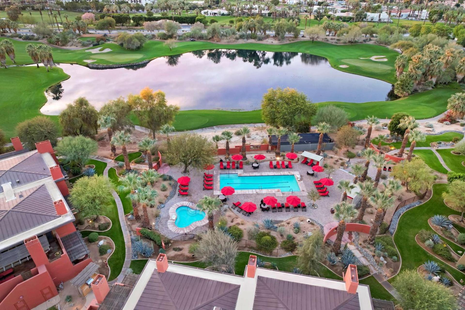 Hilton Grand Vacations Club Palm Desert photo 10